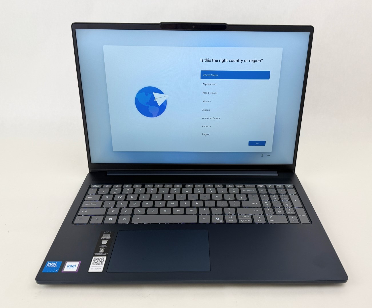 IdeaPad Slim 5 16IRH10R 16″ 1920×1200 Touch Core 7 240H 16GB 1TB SSD W11H