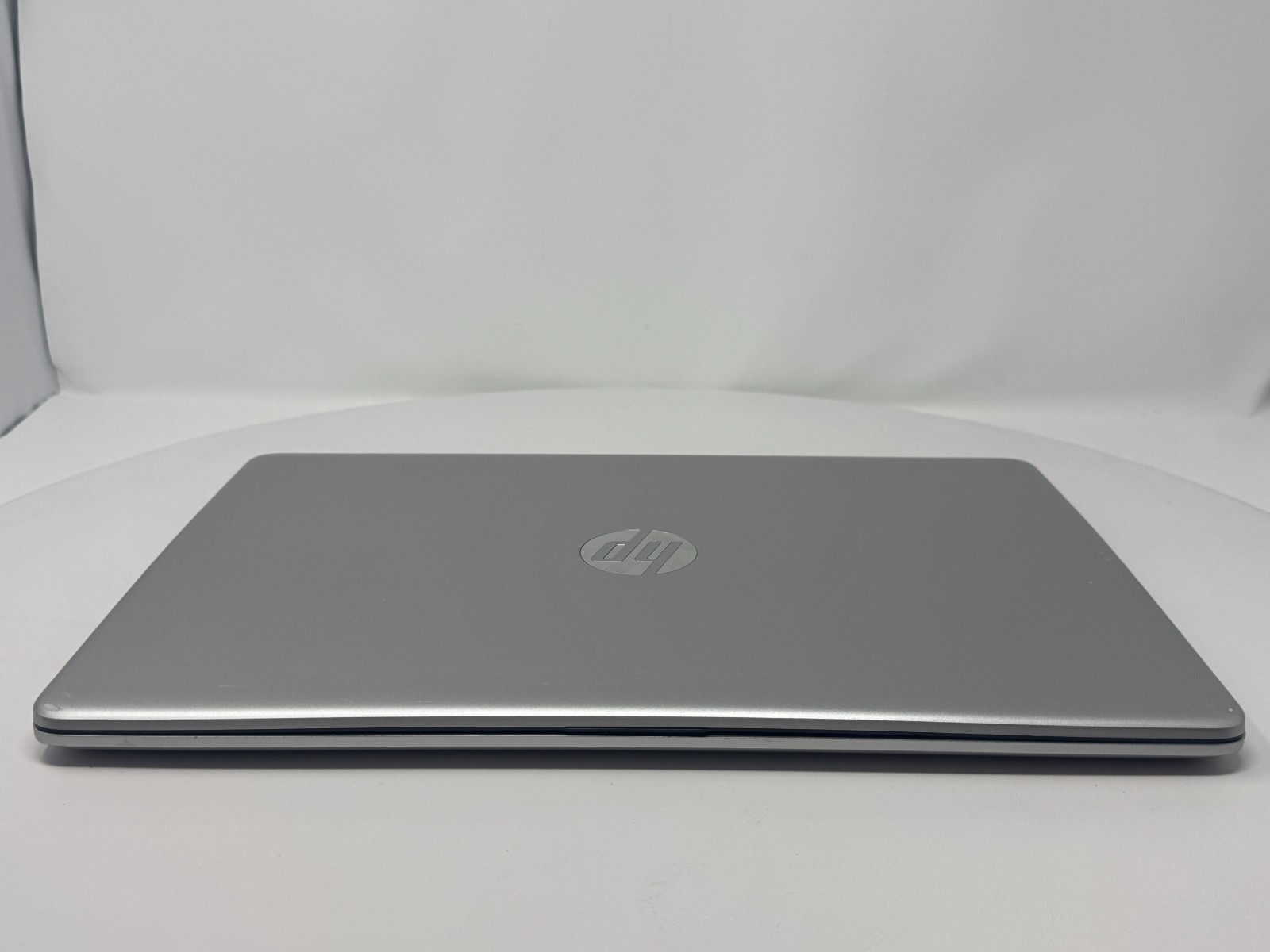 HP 15-ef1044nr Athlon Gold 4GB 128GB SSD For Parts or Repair READ DESCRIPTION