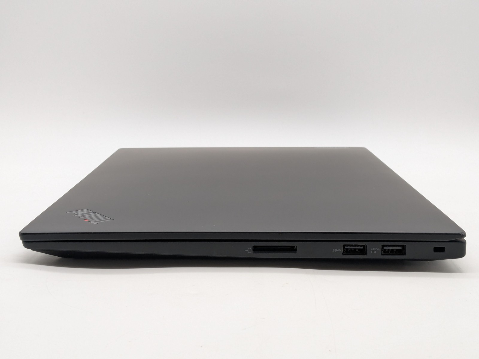 Lenovo ThinkPad P1 Gen 4 16″ WQXGA i9-11950H 32GB 512GB SSD RTX A5000 Win11 Pro