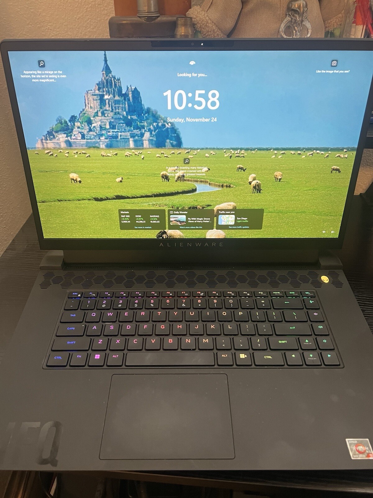 m17 R5 17.3″ 360Hz FHD Laptop – AMD Ryzen 9 – 16GB Memory – 3070 Ti – 1TB SSD –