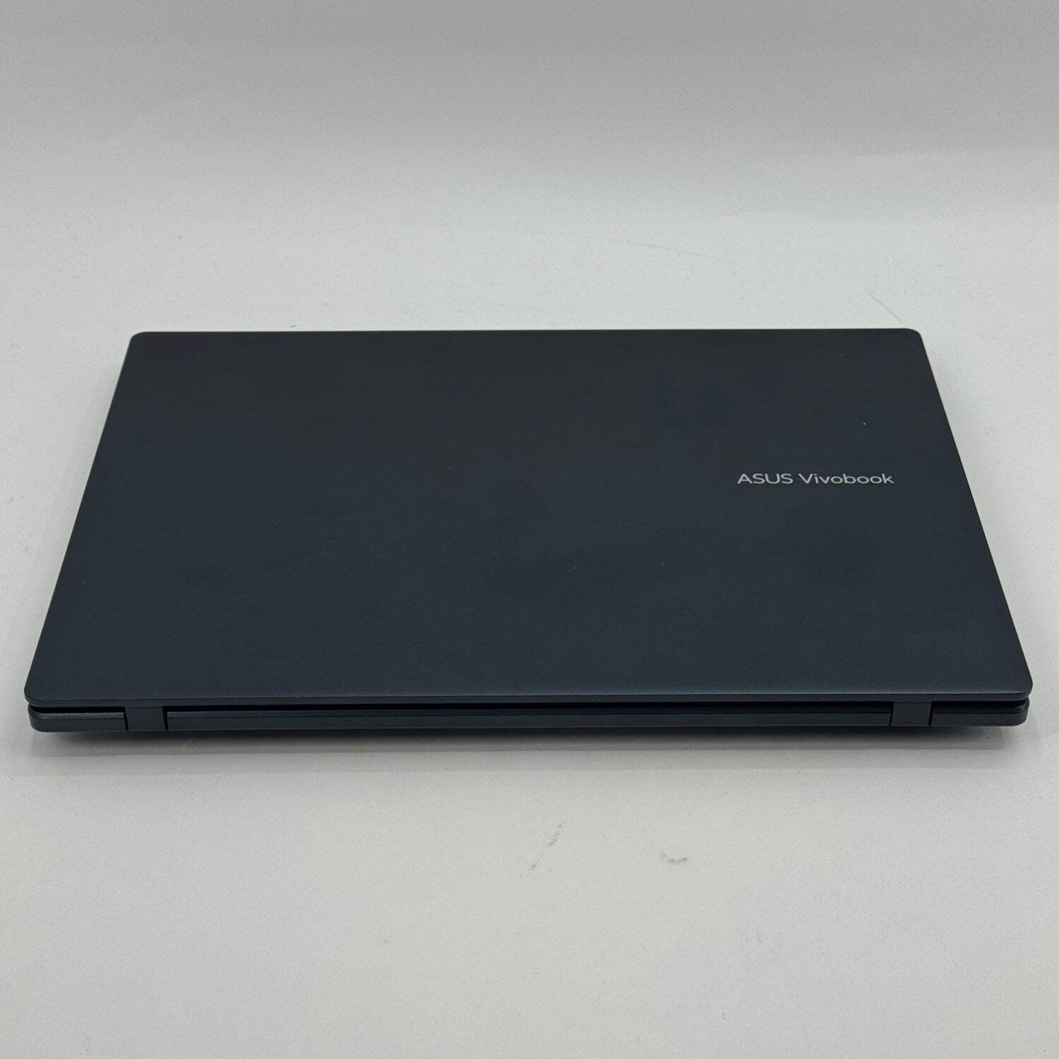 Asus Vivobook 14 X1407QA 14″ Snapdragon X 2.9GHz 16GB RAM 512GB SSD