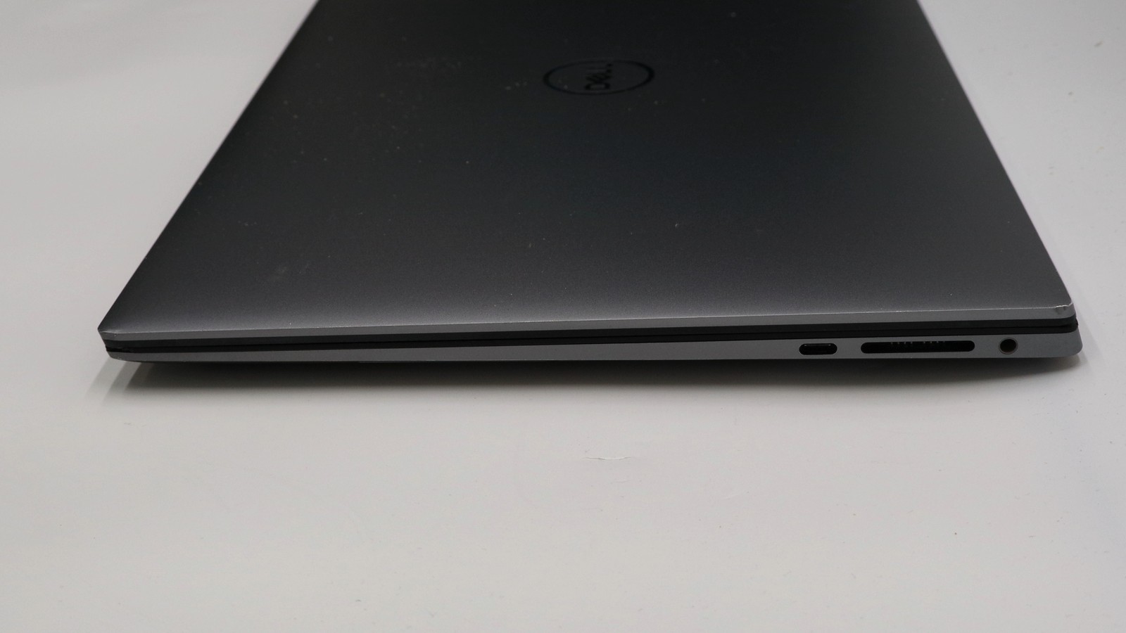 Dell Precision 5570 15″ i7-12800h 32GB 1TB – Very Good
