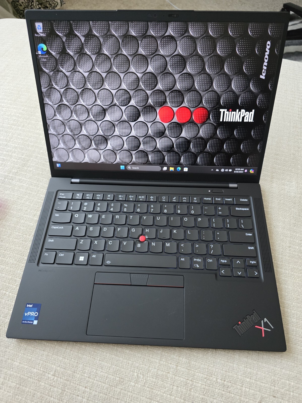 Lenovo ThinkPad X1 Carbon Gen 11 14″ i7-1365U Touch, 32GB RAM 1TB SSD, 2028 WTY