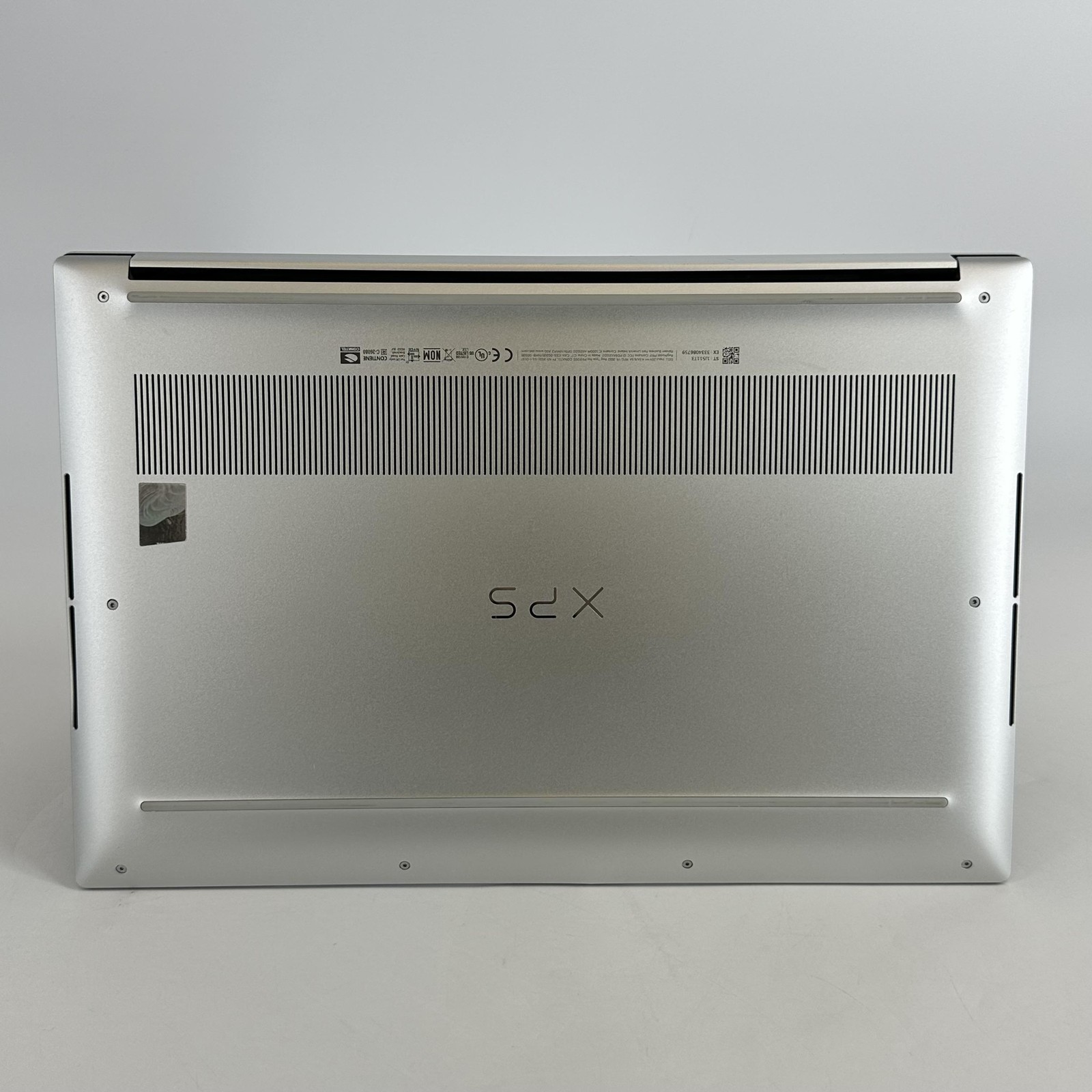 Dell XPS 15 9520 FHD+ 2.3GHz i7-12700H 64GB 512GB SSD RTX 3050 Ti Good LCD BLEED