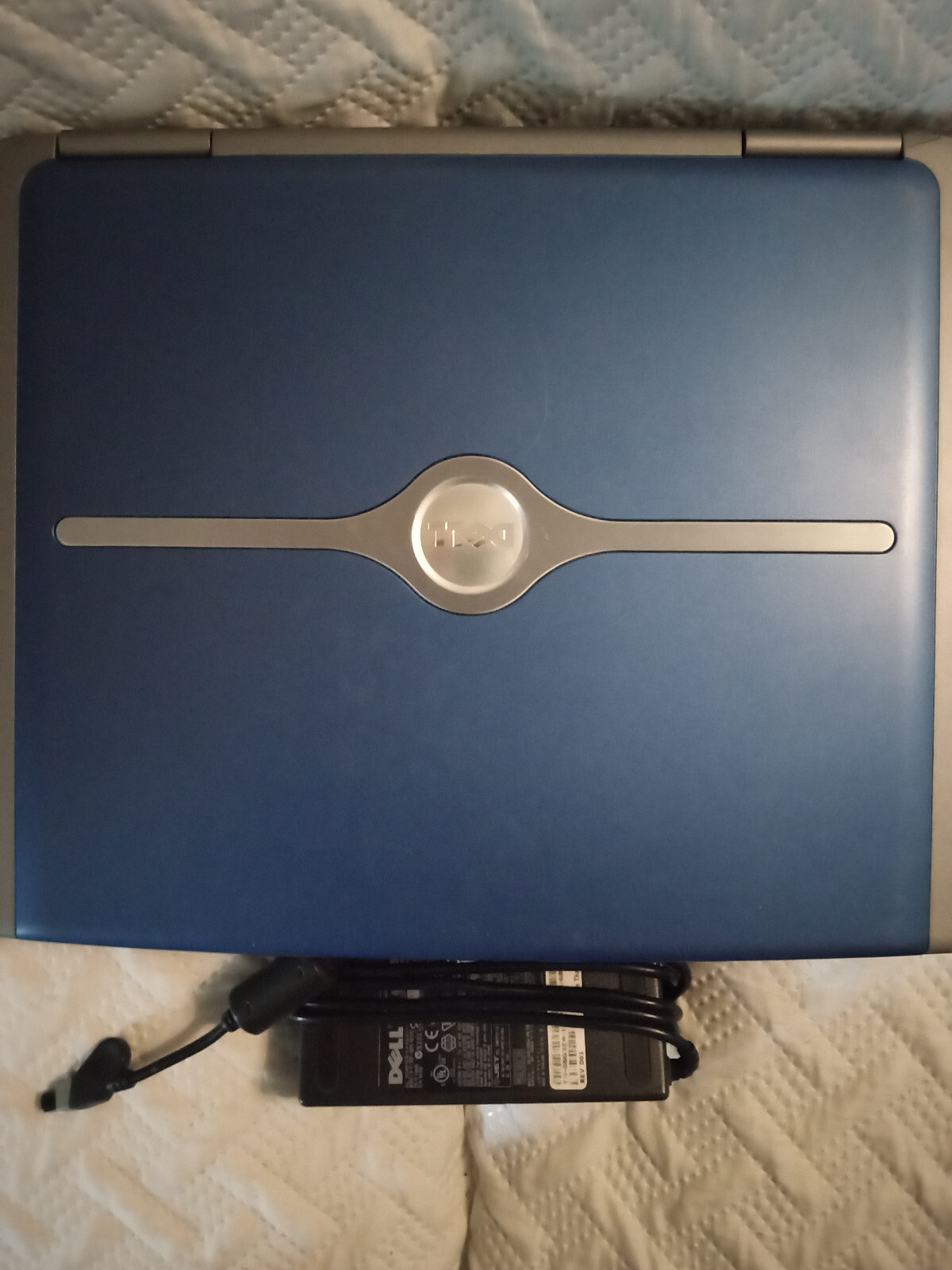Vintage Dell Inspiron 1100 Laptop 2.40GHz 40GB HD Windows XP Pro. Nice!