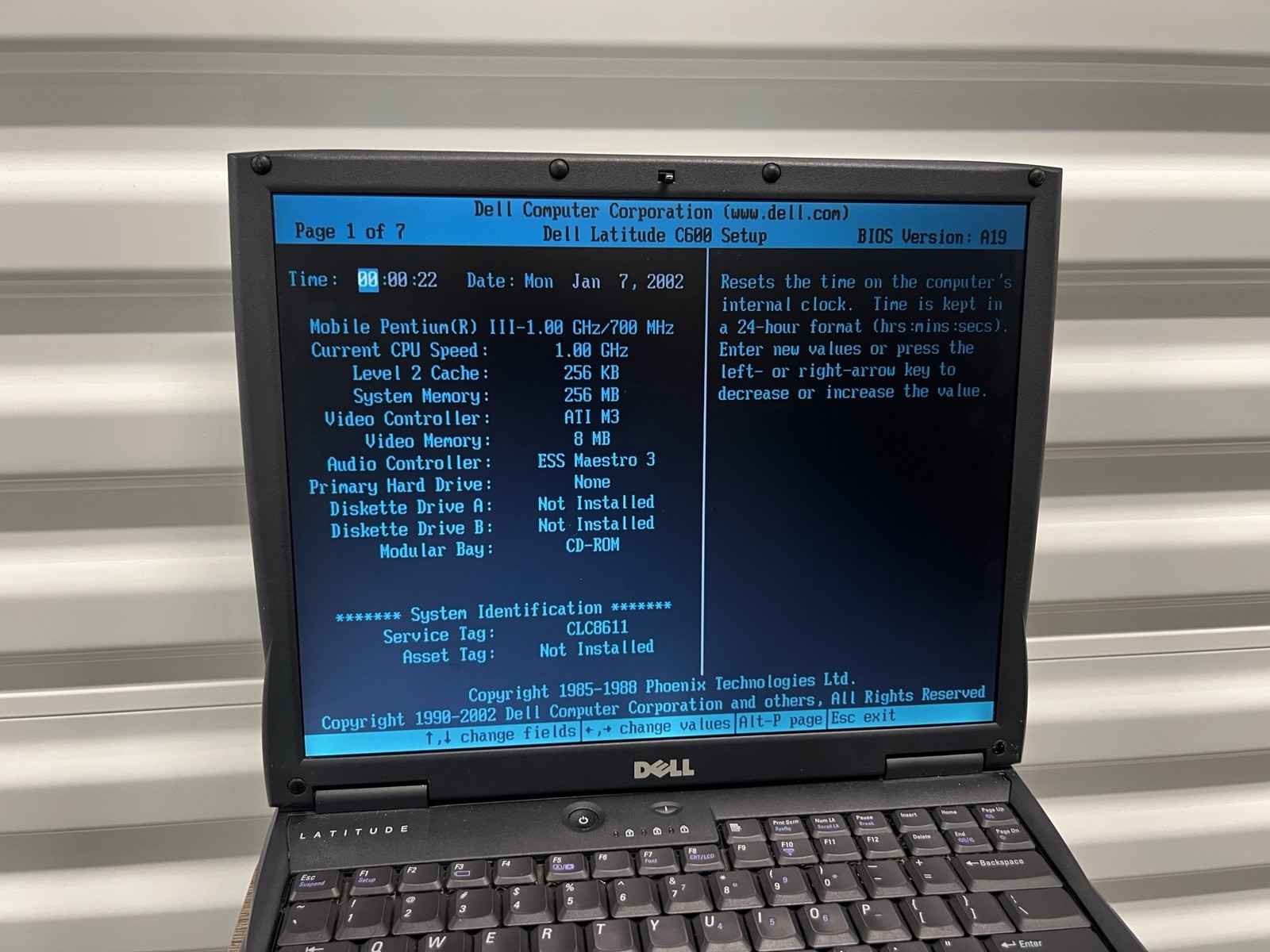 Vintage Dell Latitude C600 Retro Pentium III Laptop CD, Serial, ATI Graphics