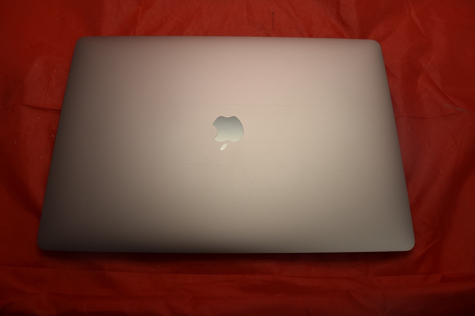 2019 Apple MacBook Pro A2141 16″ Core i7 2.60GHz 32GB DDR4 1TB SSD macOS Tahoe