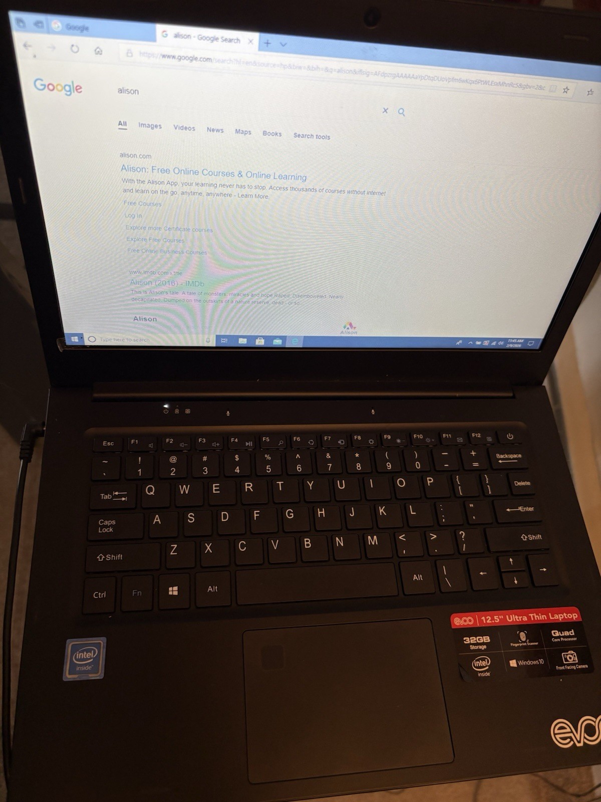 EVOO 12.5″ Ultra Thin Laptop Quad Core Windows 10 32GB Black Fingerprint Camera