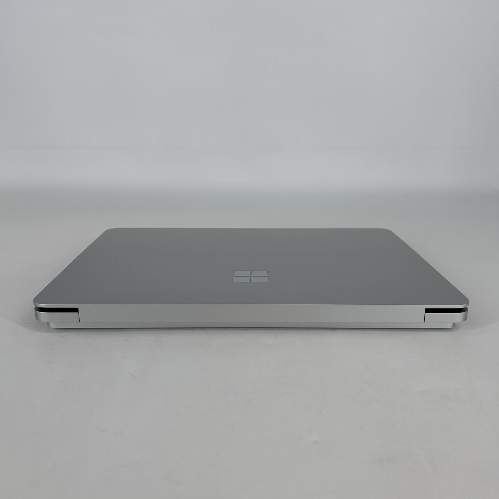 Microsoft Surface Laptop Studio 2 14.4 2K TOUCH i7-13800H 32GB 1TB RTX 2000 Ada