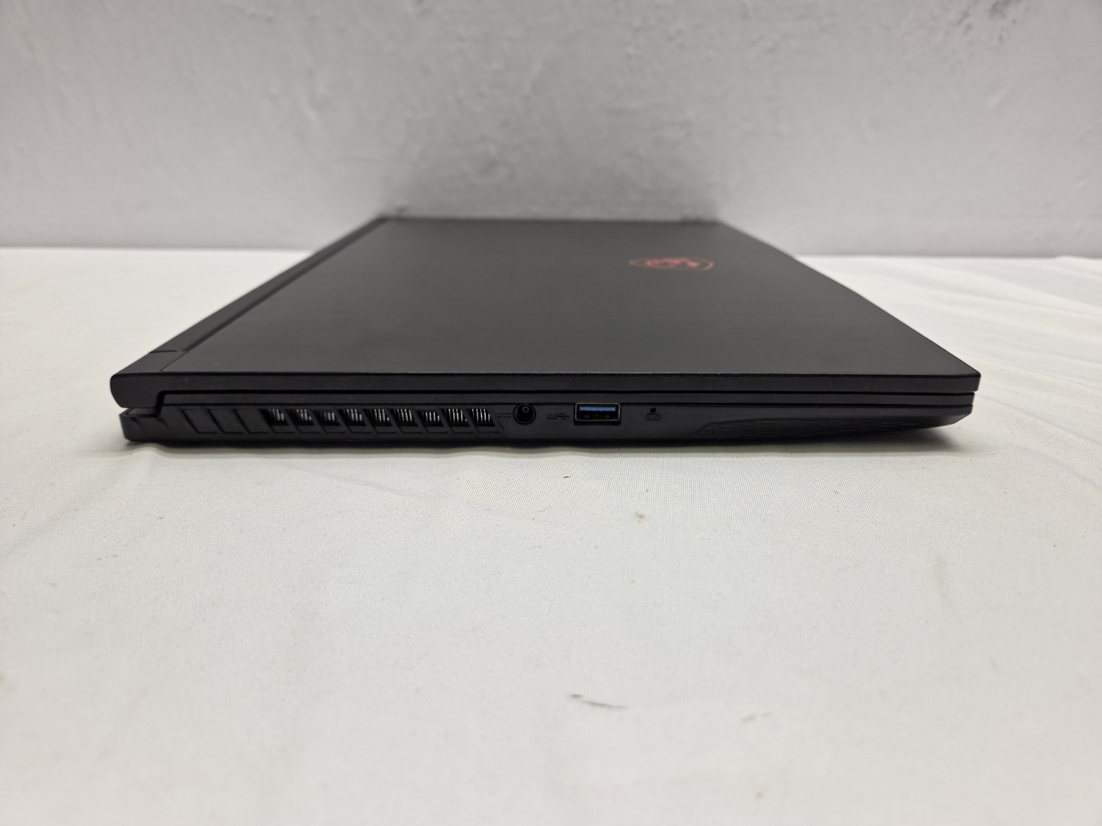MSI GF63 Thin 10SC Gaming Laptop i5 10th Gen 16GB RAM 256GB SSD FHD (MS-16R5)
