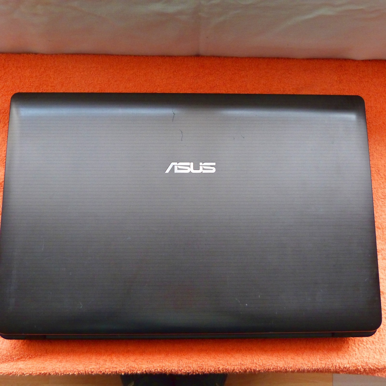 Asus K93 18 inch cinema MONSTER FULLHD l 1TB HDD SSD Windows 11 l 16GB RAM…