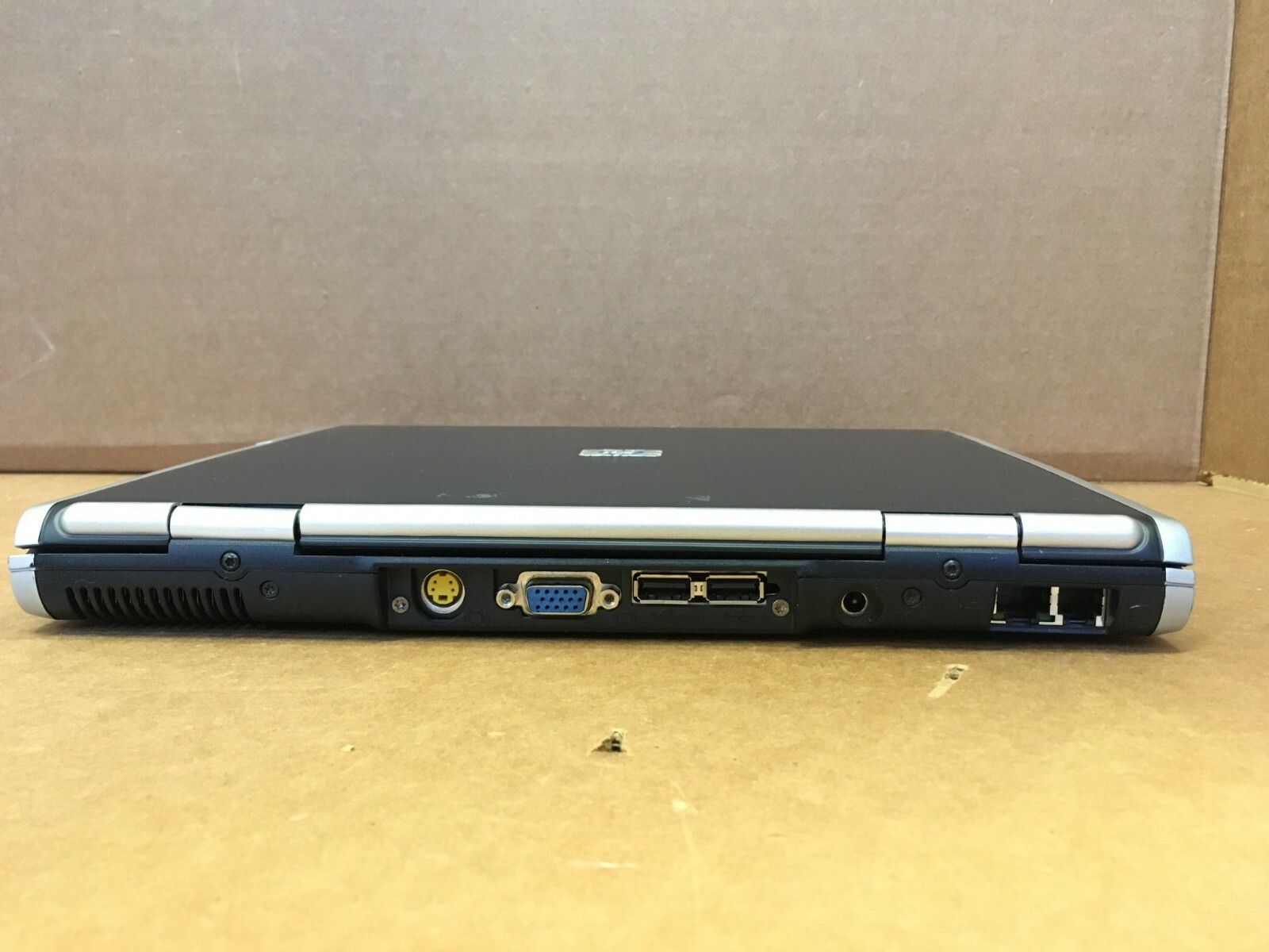 HP Compaq nc4000 Intel Pentium M 1.39GHz 736MB Ram 40GB HDD 12.1″ Laptop XP SP3