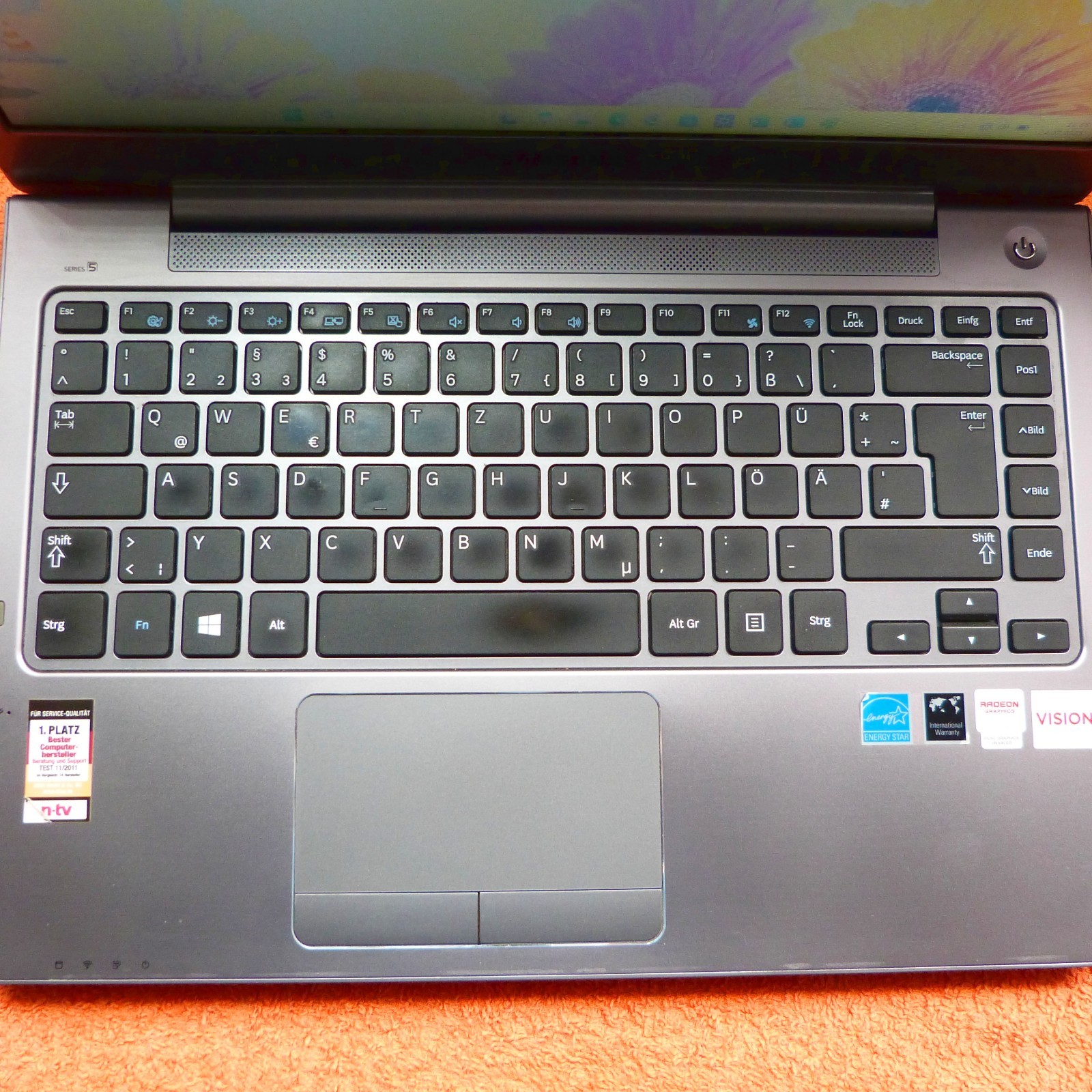 XL LOT Samsung 535U Business 13″ METAL ULTRA Netbook Windows 11 SSD 8GB RAM