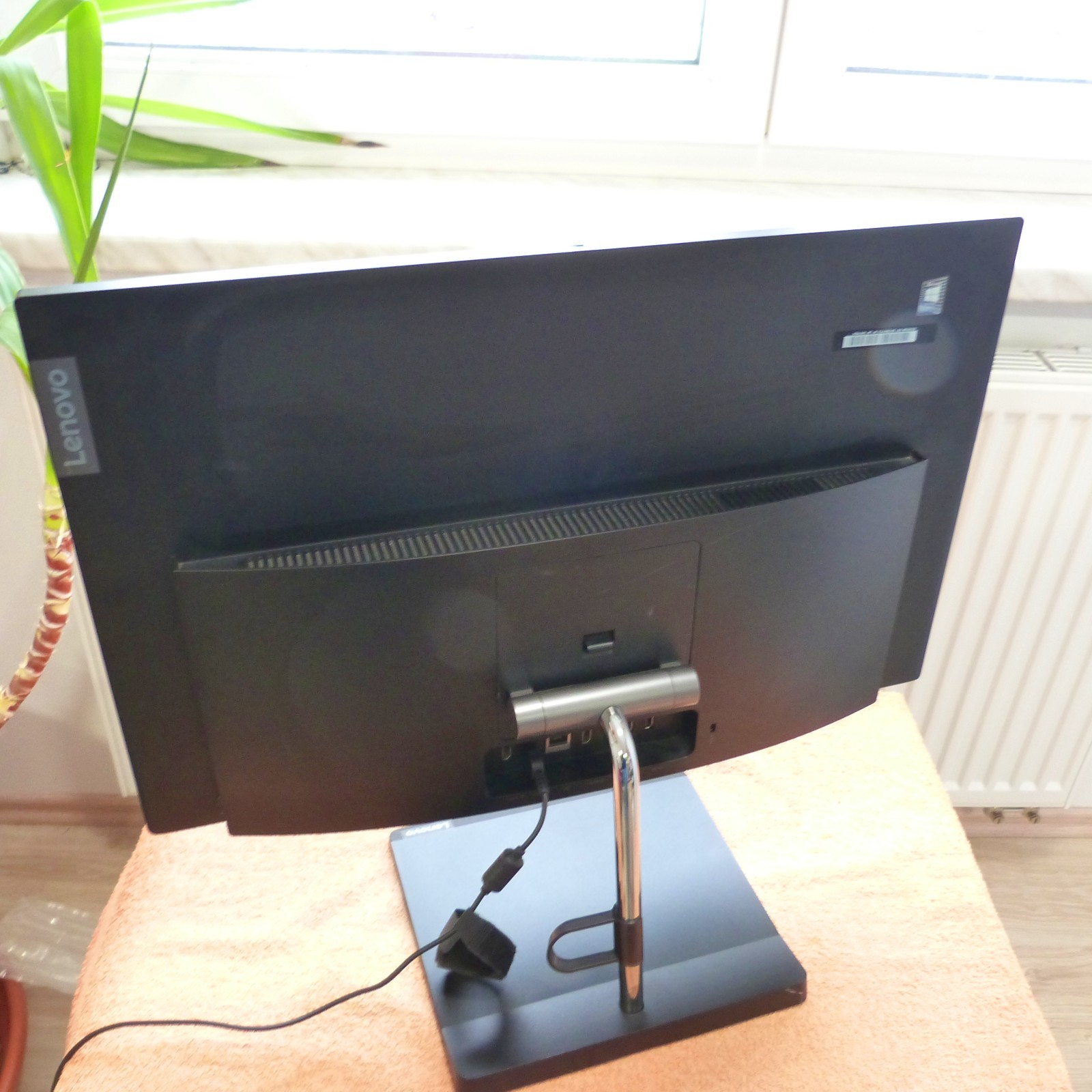 ALL IN ONE PC Lenovo V30a 24″ FULLHD l SSD Windows 11 PRO I Intel 10GEN AIO