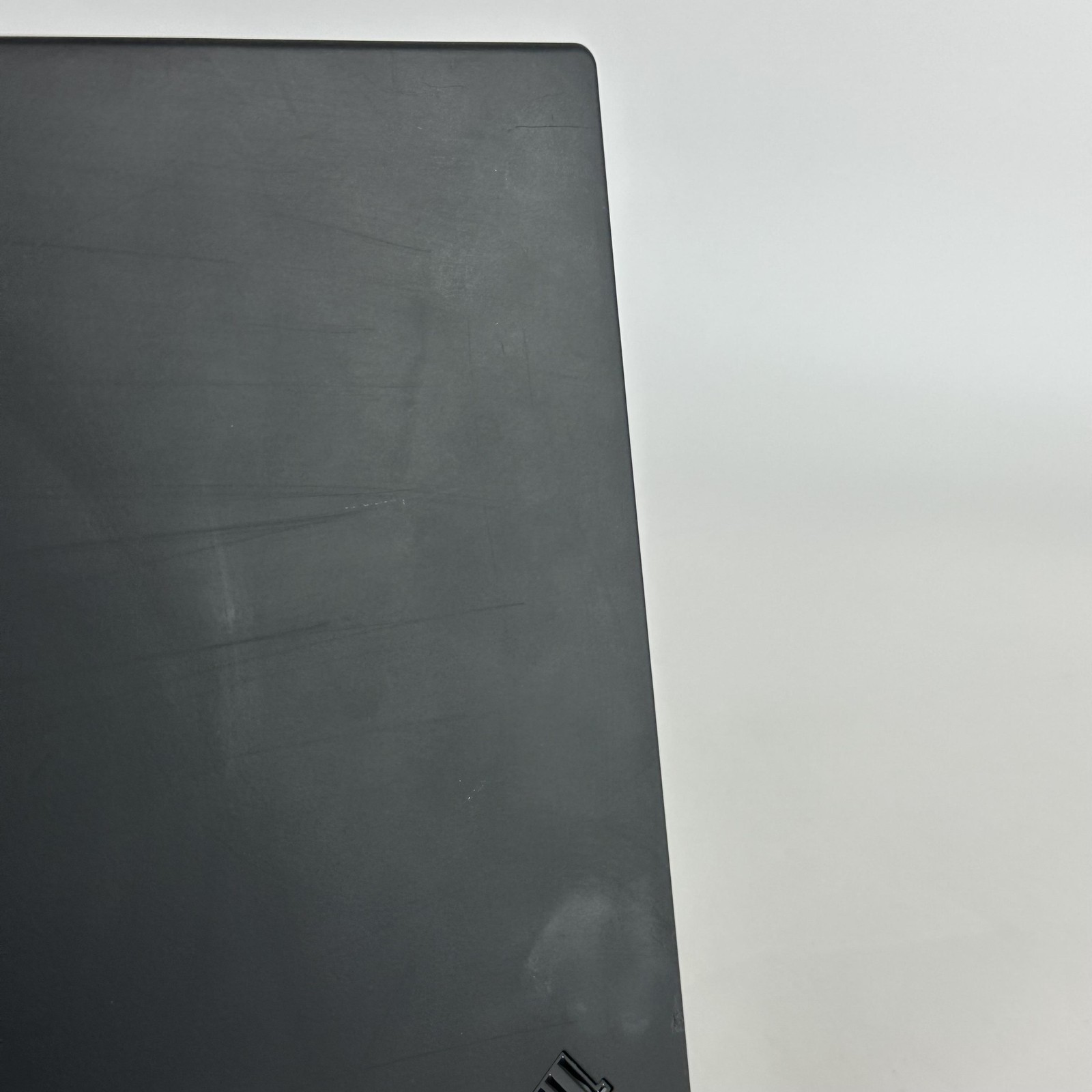 Lenovo ThinkPad X1 Carbon Gen 6 14 FHD i5-8350U 1.70GHz 16GB 256GB SSD Very Good