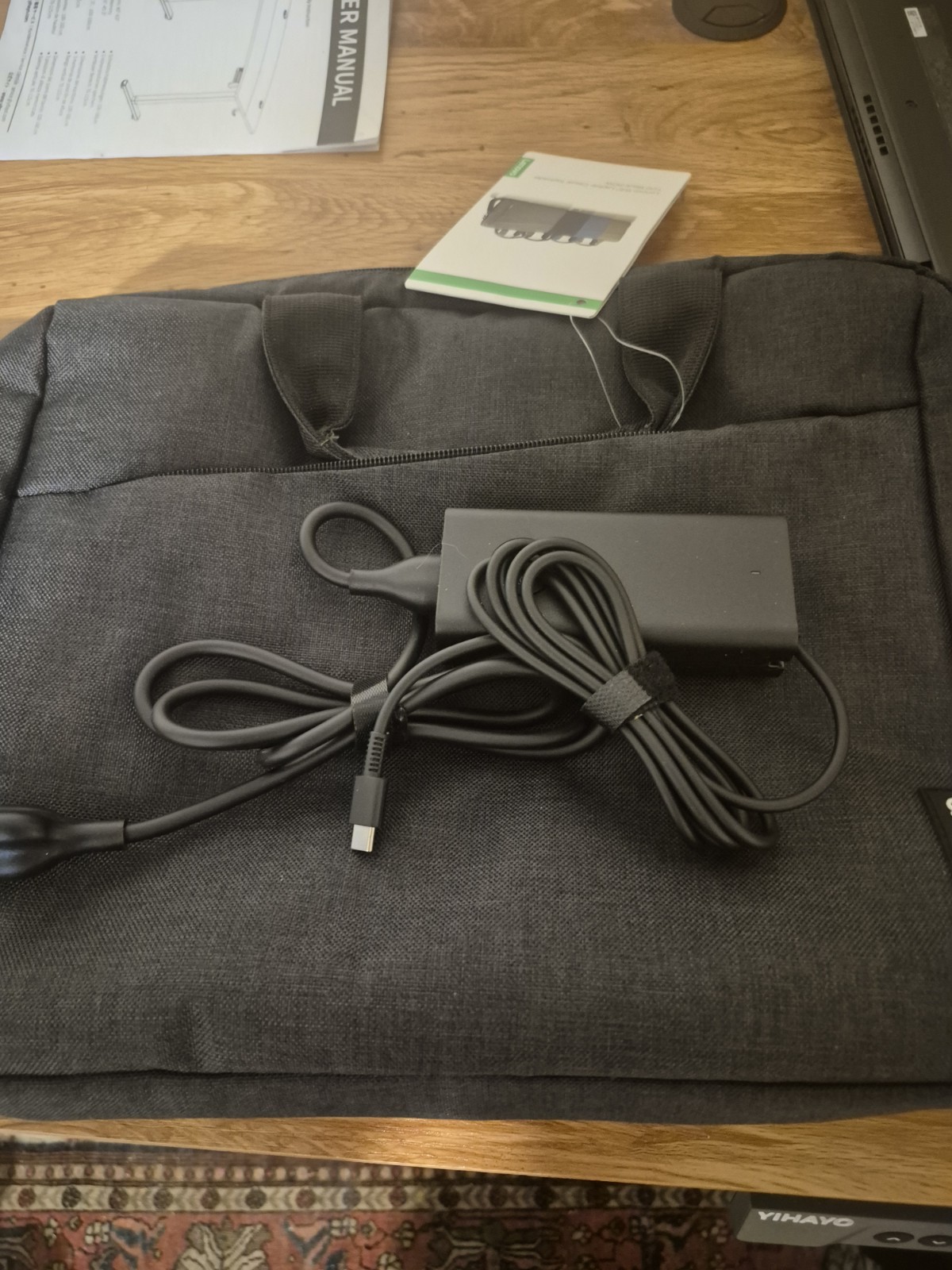 Dell Latitude 7420 14″ i5-1135G7 16GB 256GB SSD Win11 Pro FHD Charger+ CarryCase