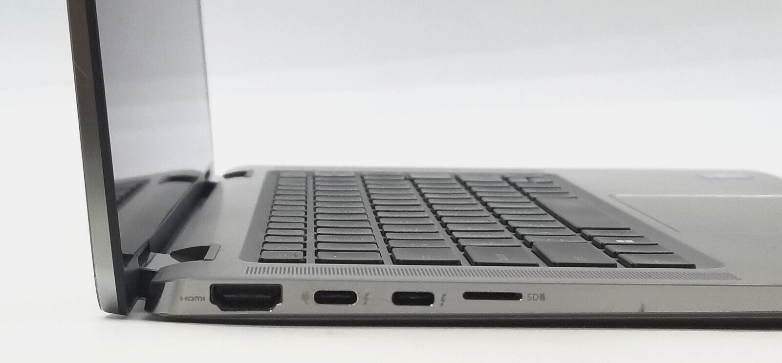 Dell Latitude 9520 Laptop 2 In 1 Intel Core i5-1135G7 8GB Ram 128GB NVMe Win 11.