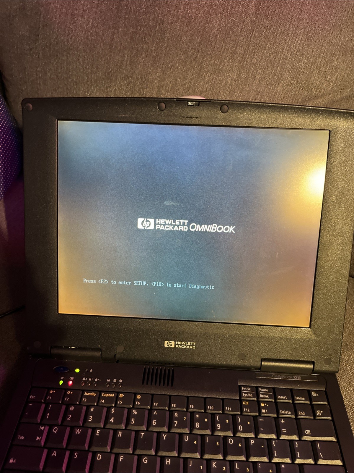 HP OmniBook XE2 Vintage Laptop Windows 98 Intel Celeron Tested Works No HDD