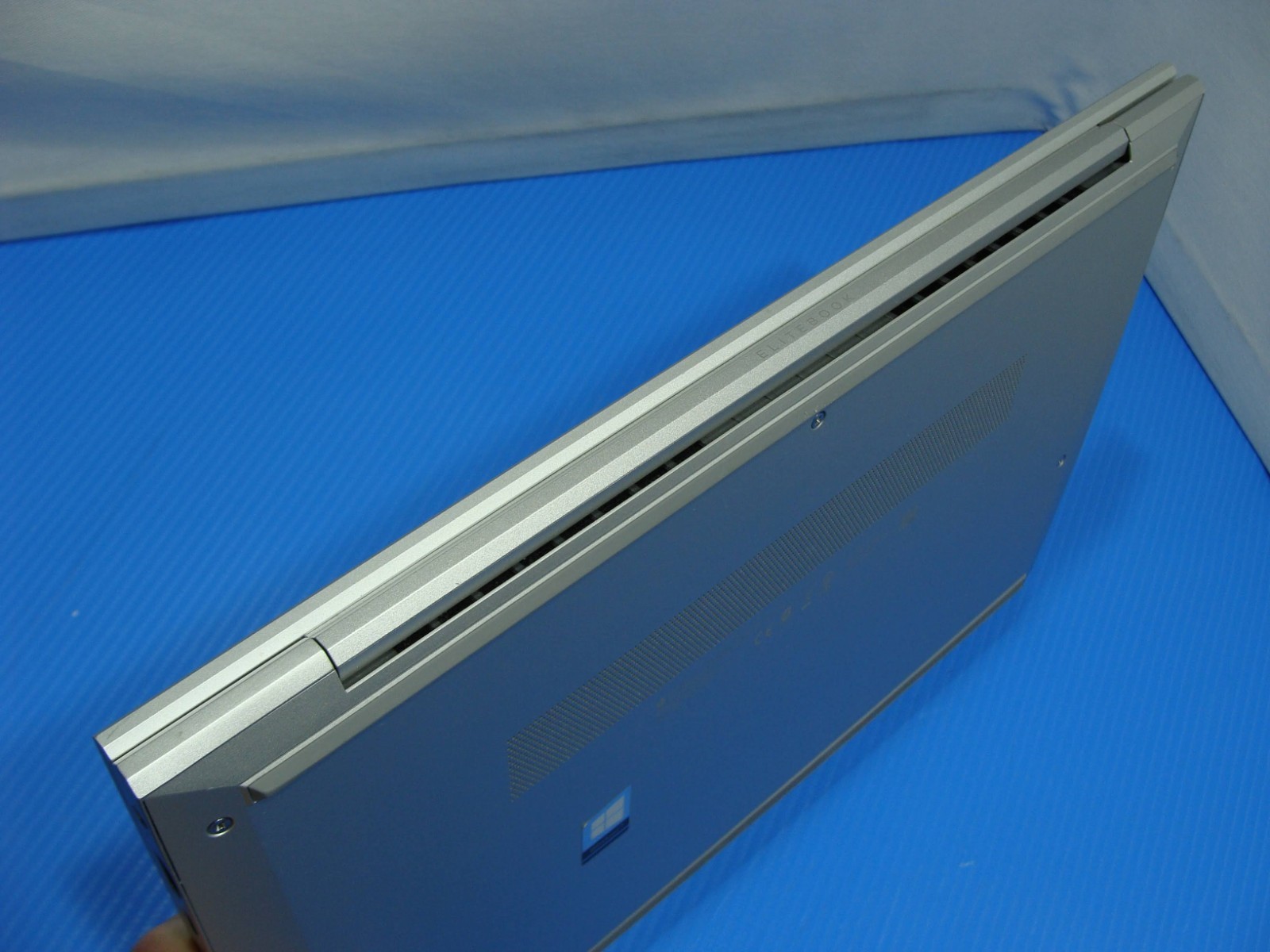 HP EliteBook 840 G7 14″FHD core i7-10610U 1.8GHz 16GB RAM 256GB SSD Win 11 Pro