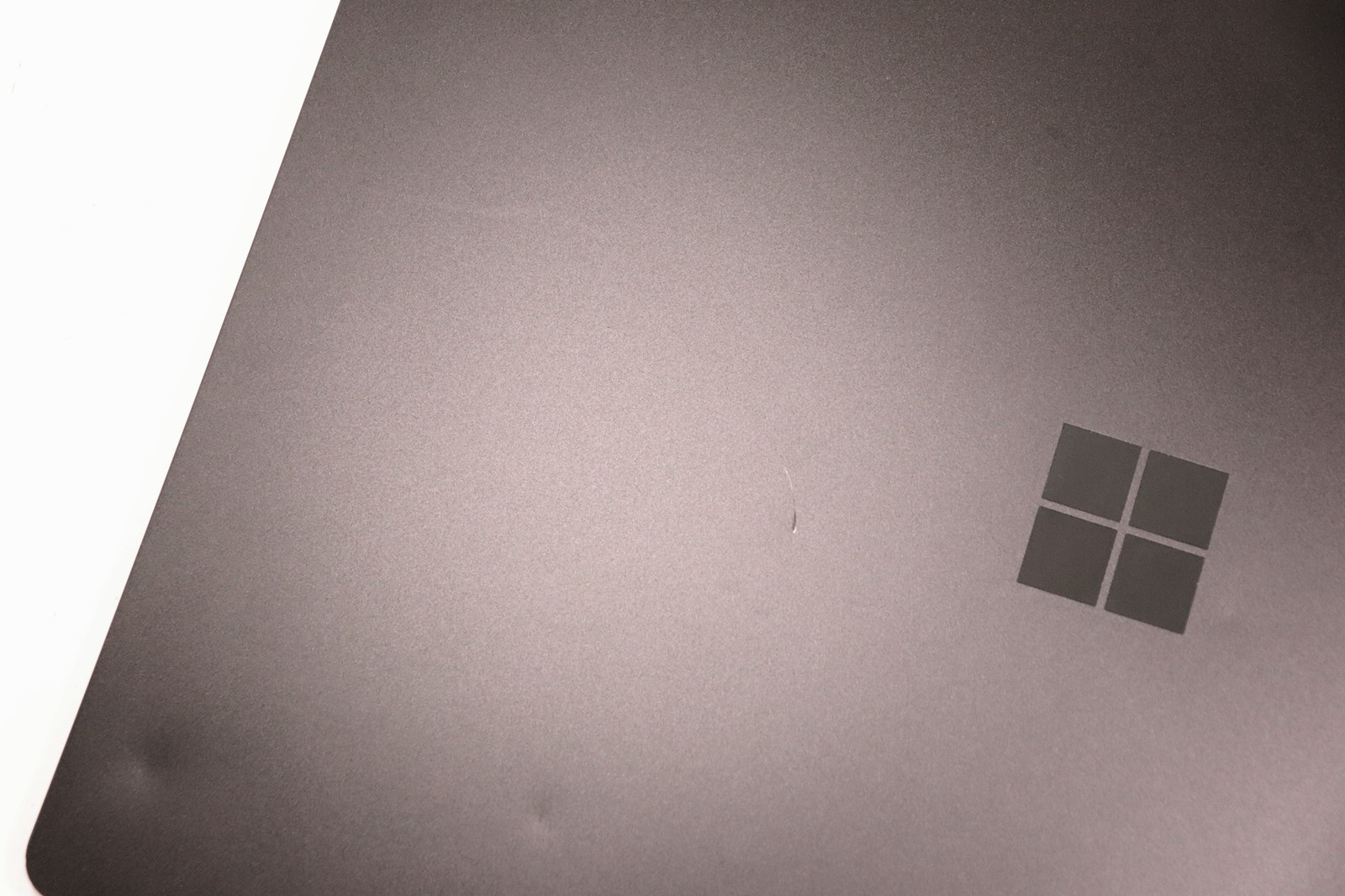 Microsoft Surface Laptop 4 1951 13.5″ Touch Intel i5-1145G7 16GB 256GB NVMe W11P