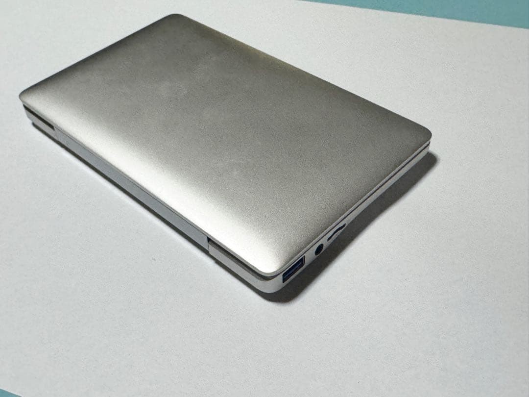 GPD Pocket 2 Mini Laptop Celeron 3965Y 8GB RAM 238GB SSD Portable Windows Used