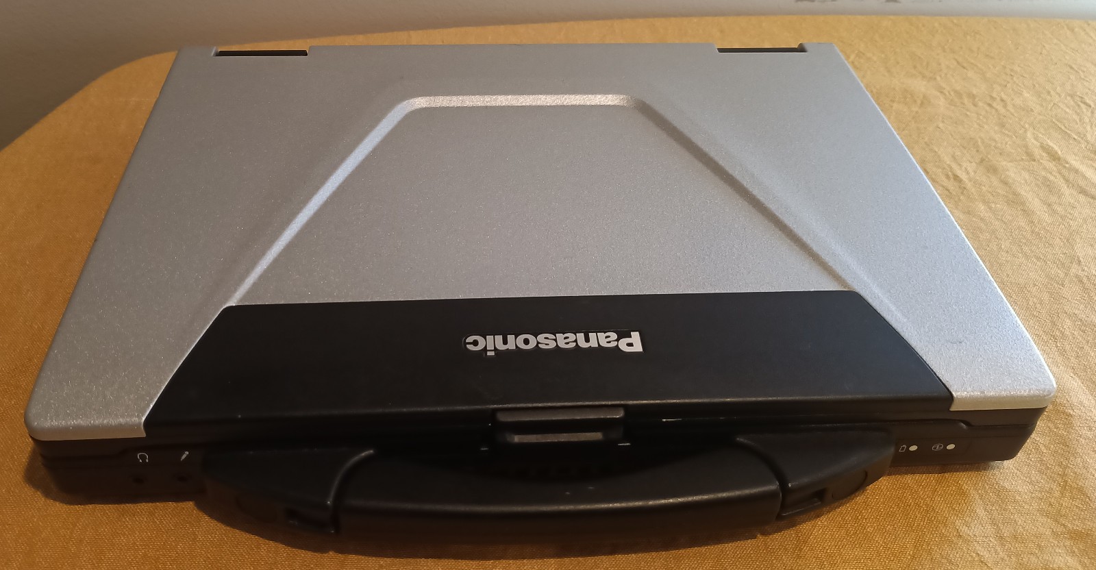 Panasonic ToughBook CF-52 Intel Core 2 Duo 2.26GHz 2GB RAM 256GB SSD 15.4″