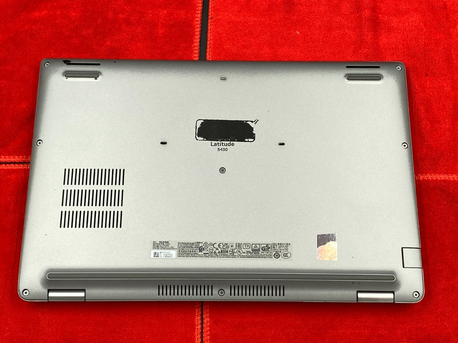 DELL LATITUDE 5430 14″ FULLHD i7-1265U 8GB RAM 256GB NVMe WINDOWS 11 BATTERY 99%