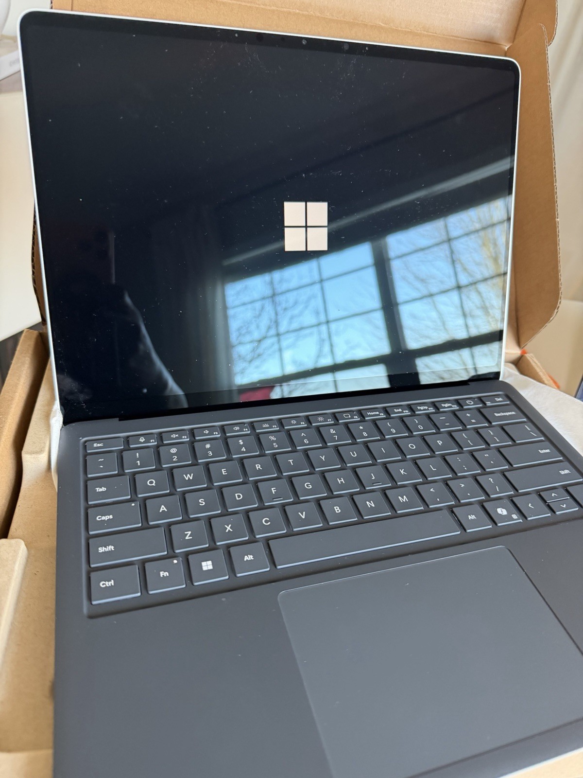 Surface Laptop 7th Gen (5G)