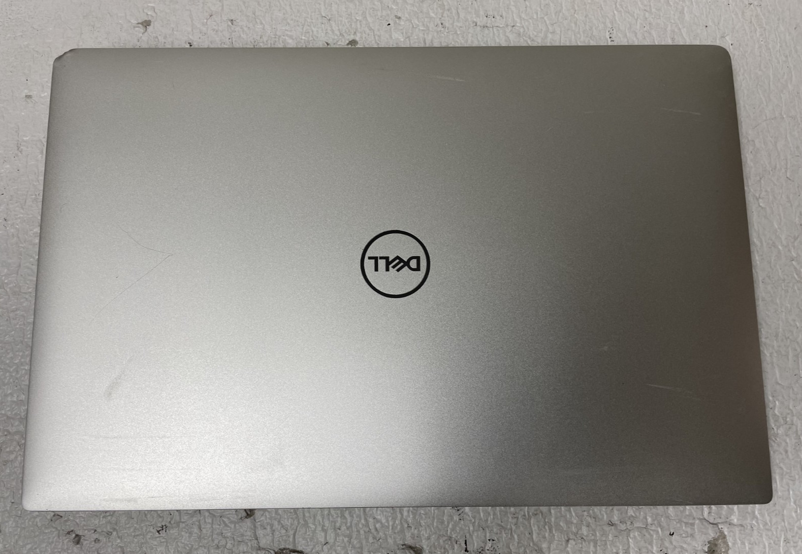 Dell Precision 5540 15.6″ Intel Core i7-9850H @2.60GHz 16GB RAM NO SSD Part READ