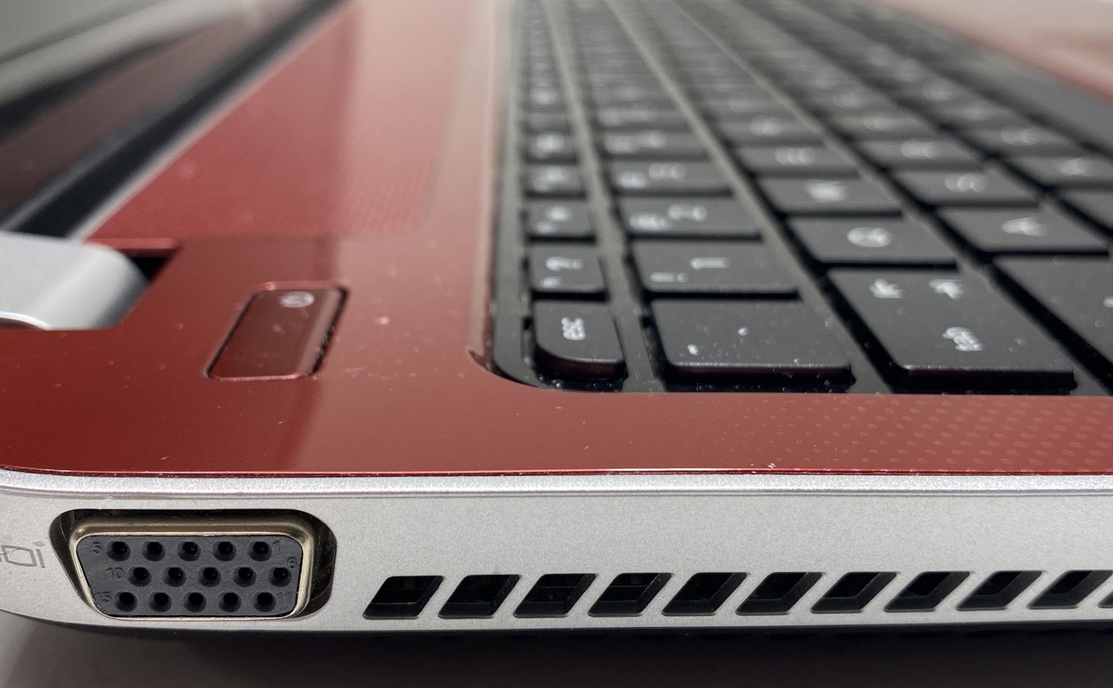 HP Pavilion 15 Laptop Red No Hard Drive Doesn’t Power On For Parts