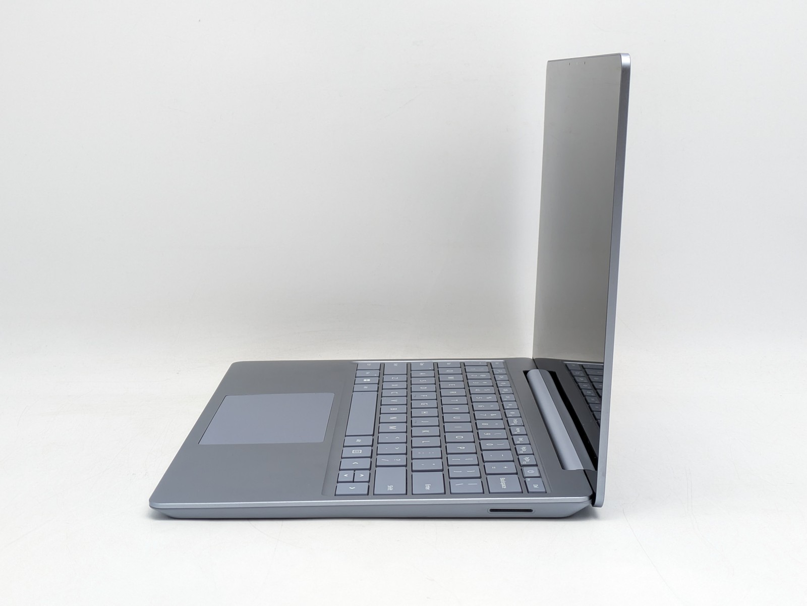 Microsoft Surface Laptop Go 2 12.45″ i5-1135G7 8GB DDR4 128GB SSD Windows 11H
