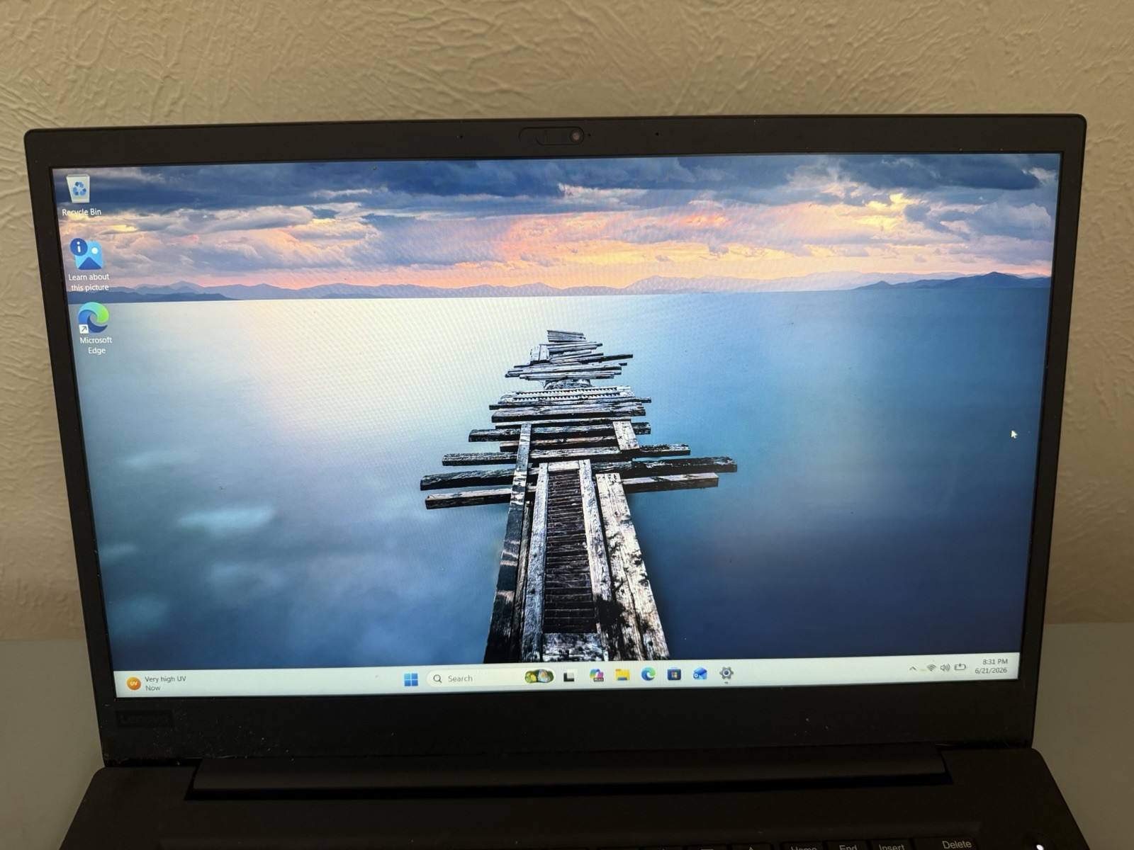 Lenovo ThinkPad P1 Gen1 15.6″ Intel i7-8750H 2.2GHz No Ram/HDD w/ Power Supply