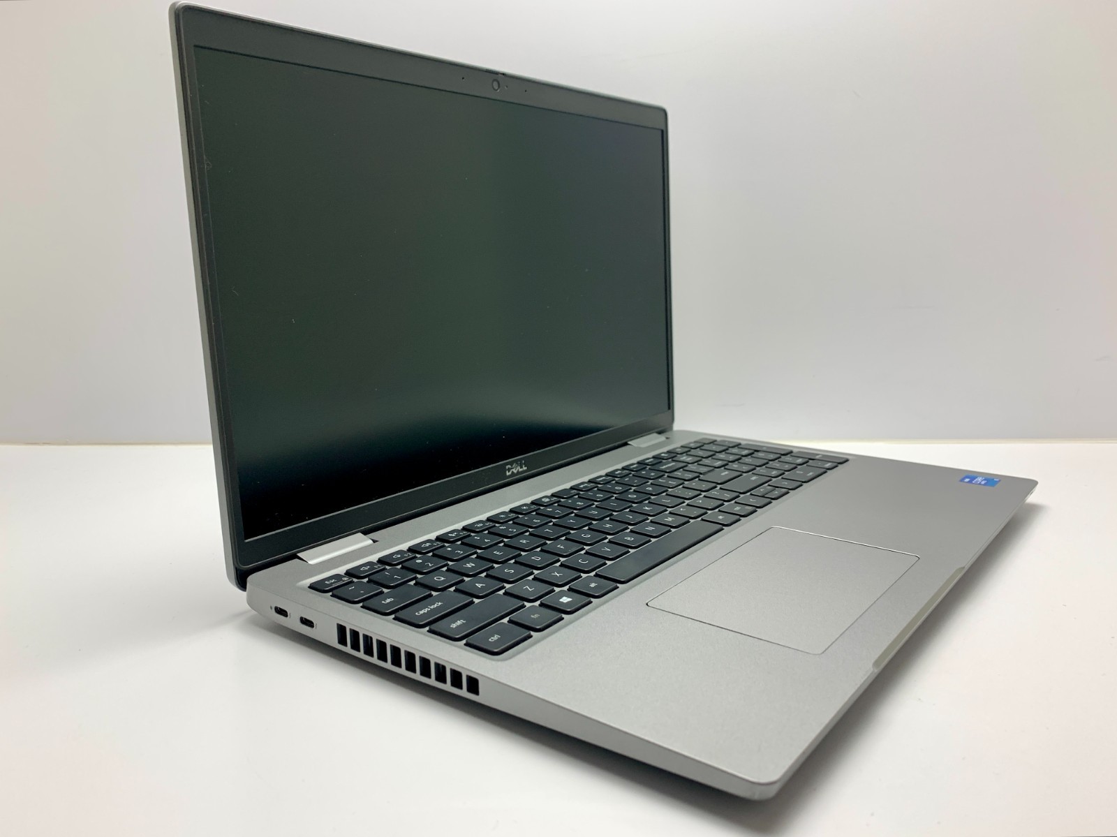 Dell Latitude 5520 | i5-1145G7 | 16GB RAM | 256GB NVMe | LINUX