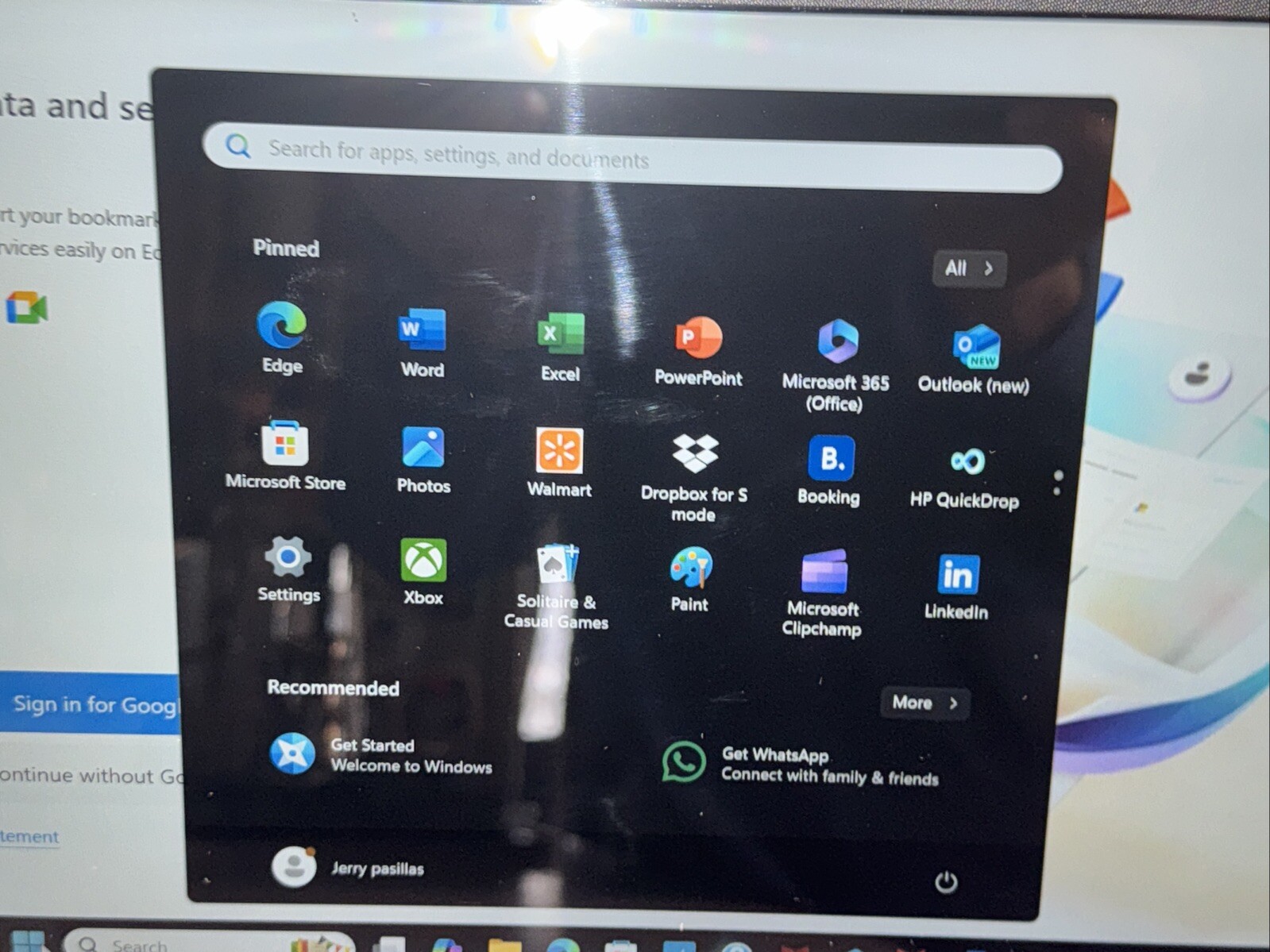 HP 14-fq0110wm HP 14″ FHD AMD Ryzen 3 3250U 2.6GHz AMD Radeon Graphics 4GB RAM