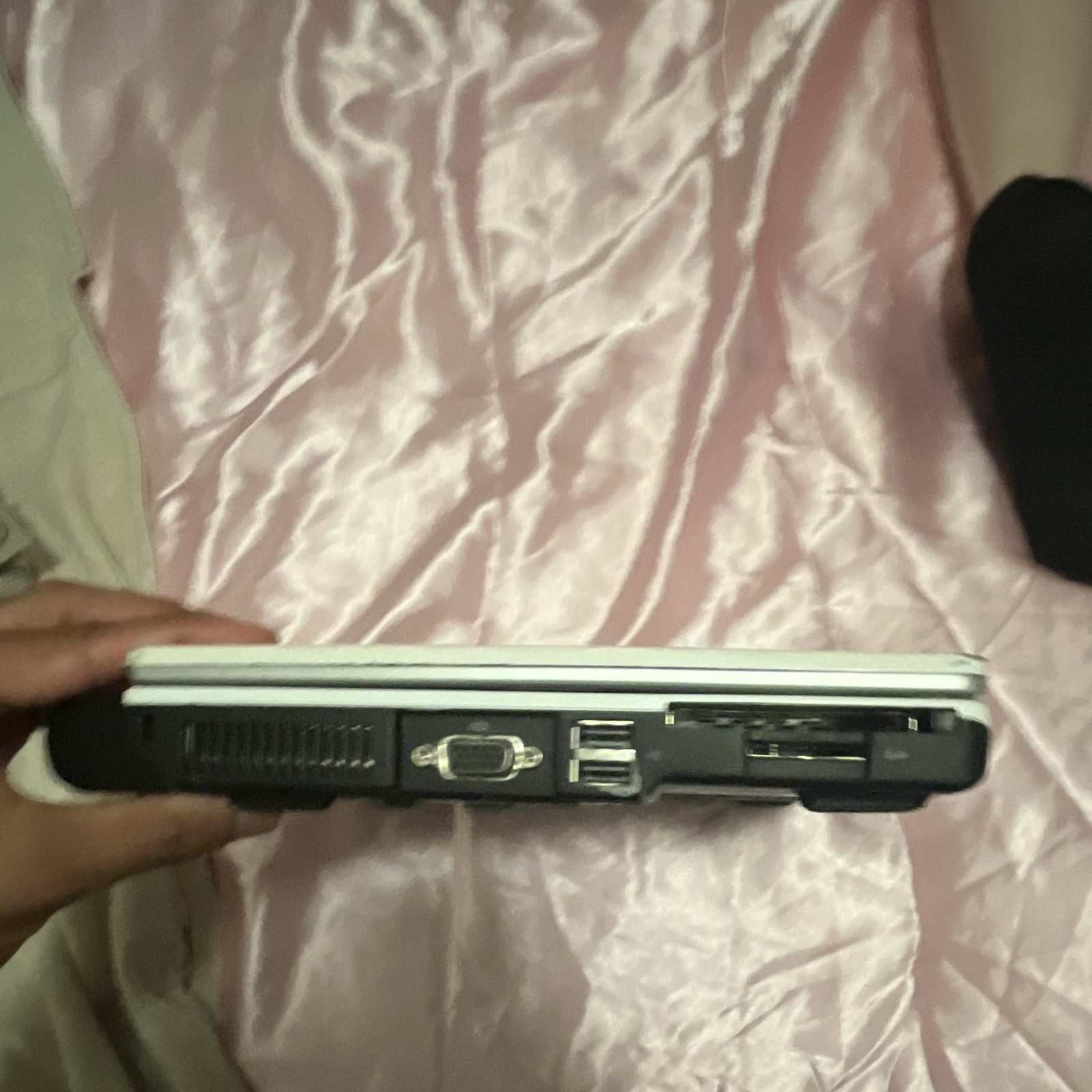 Dell Latitude D610 14.1in Silver Pentium M 1.60GHz 1GB RAM 40GB HDD Webcam