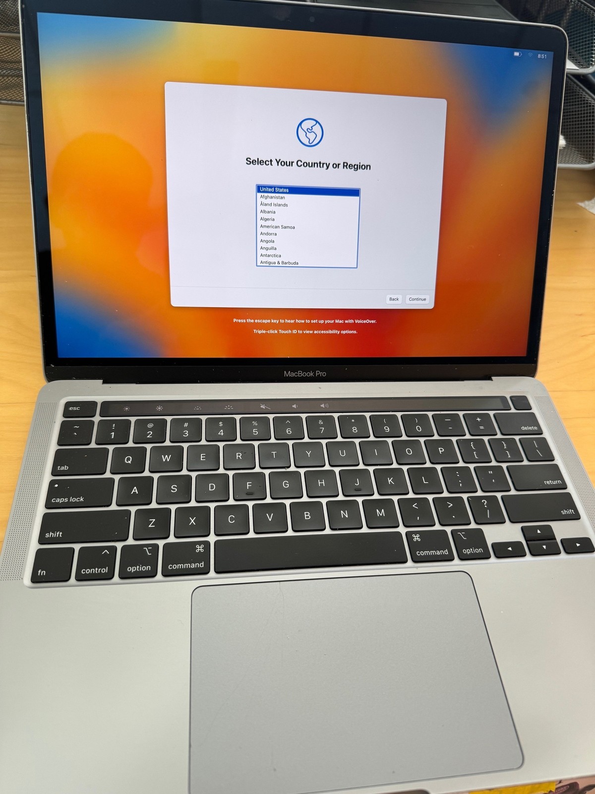 Apple Macbook Pro 13″ Gray MWP52LL/A-I5/16/1TB Scratched Touchpad SEE Images
