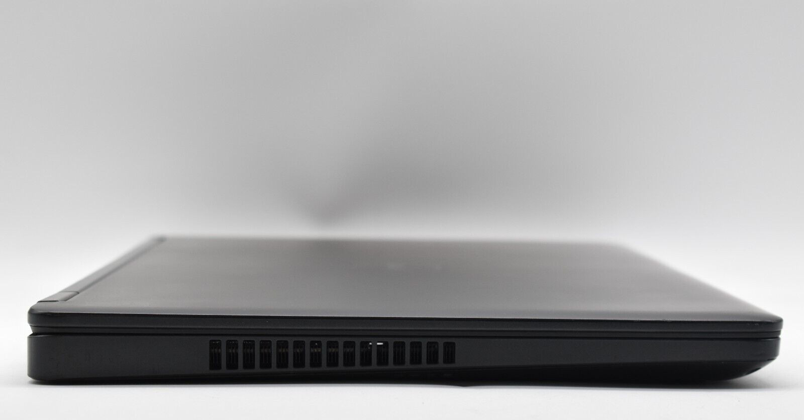 15.6″ Dell Latitude E5570 Laptop i5-6300U @ 2.40GHz 8GB RAM 256GB SSD Win 10 Pro