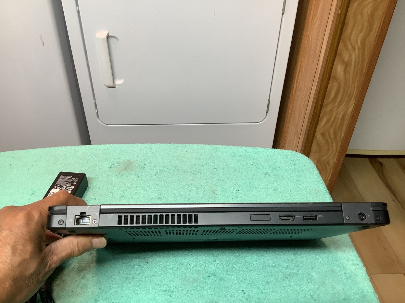 Dell Latitude 5480, i7-7820HQ – 8 GB – 256 GB NVMe + 32 GB Windows 11 Pro 25H2