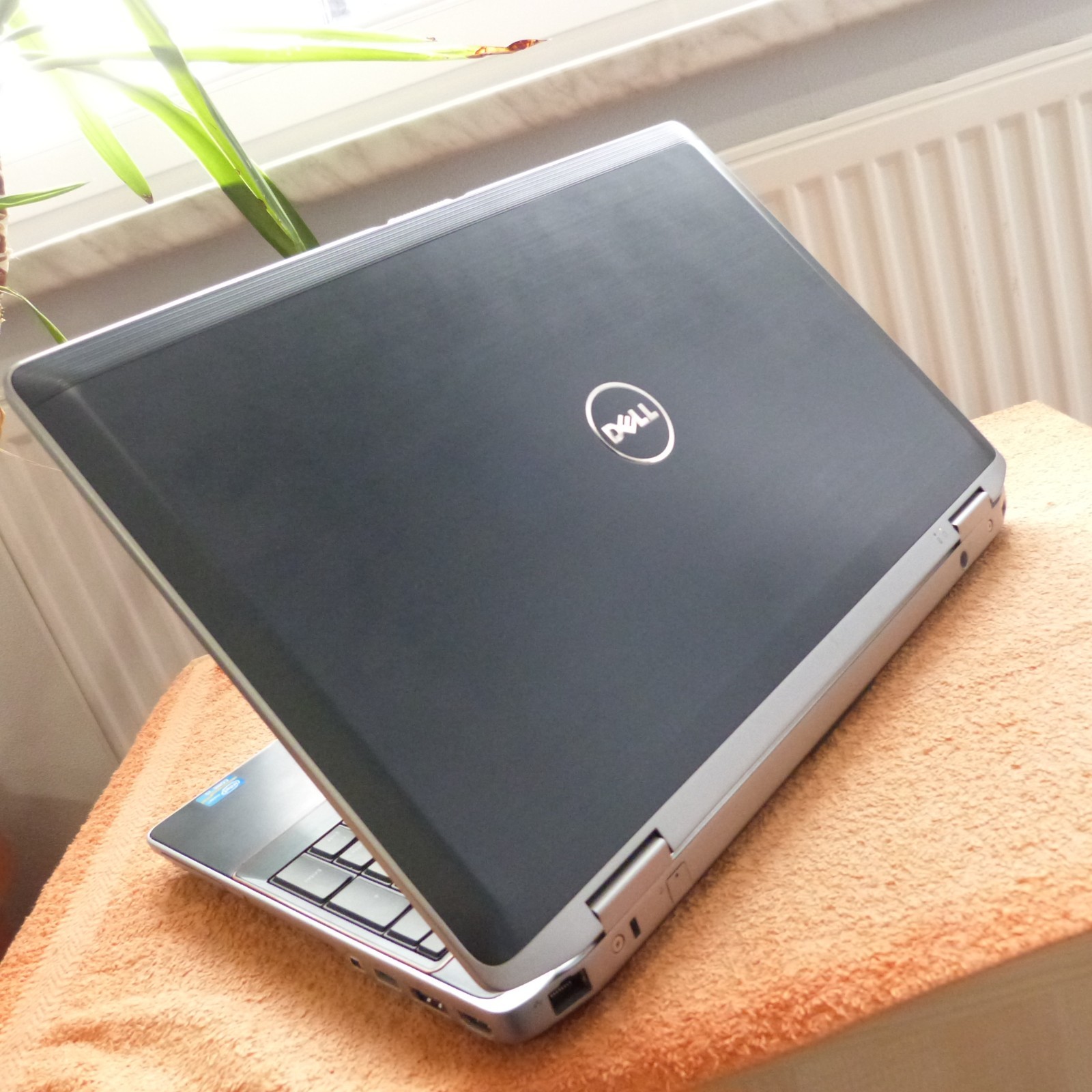 XXL LOT with DOCK Dell E6520 METAL Business 15″ HD l Windows 11 SSD TURBO i5