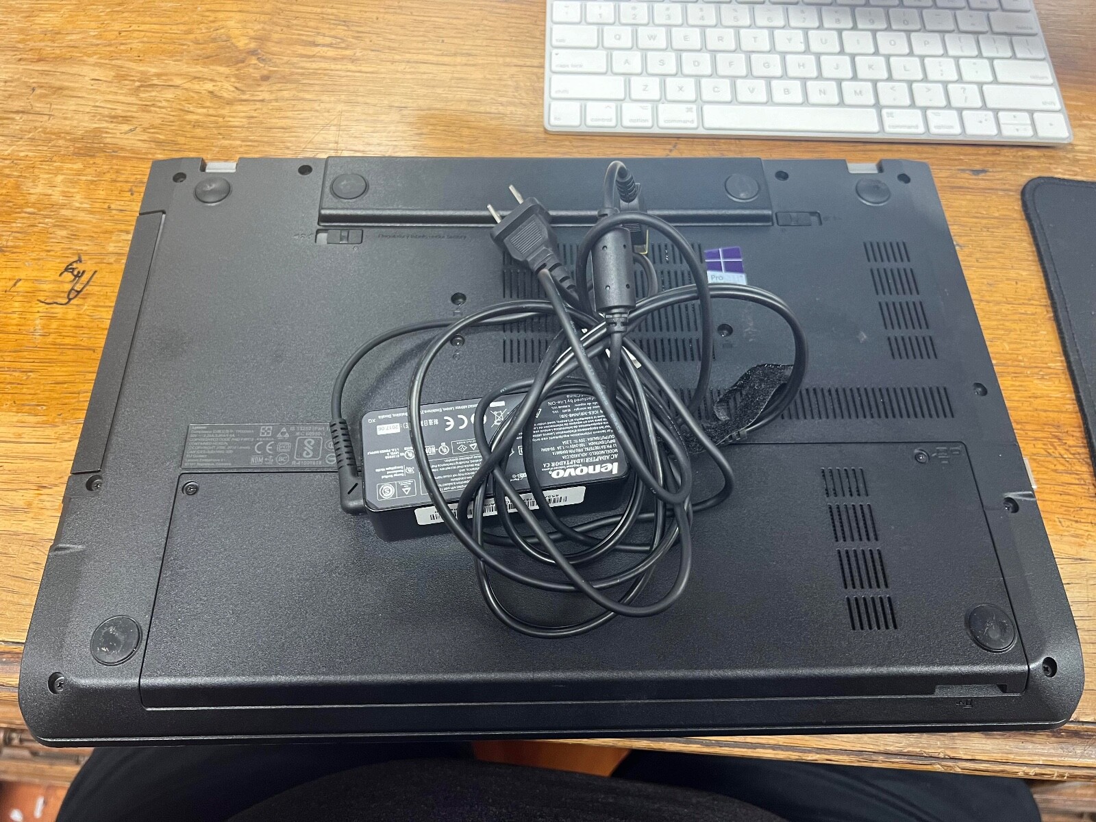 Lenovo Thinkpad 20h5- x019us 1tb HDD, 4gb, i5@ 2.30ghz