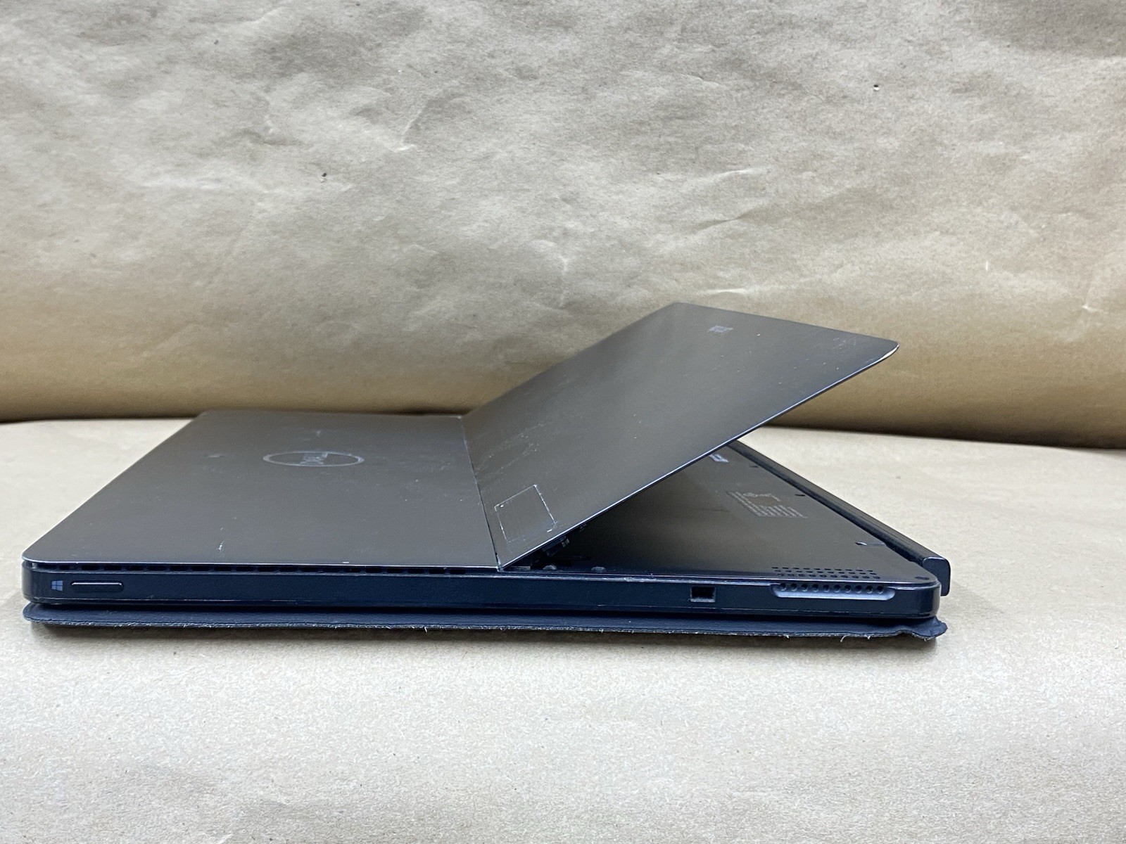 Dell Latitude 5290 2in1 – 12″ FHD Touch – i5-8350U – 8GB – 256GB – Win 11 – READ