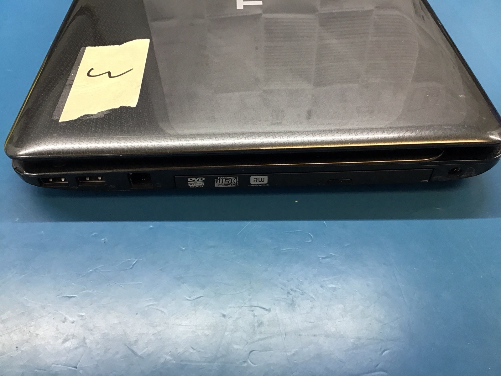 Toshiba Satellite L655-S5061 Pentium T4500, 4GB DDR3, 320GB HDD ChromeOS, *READ*