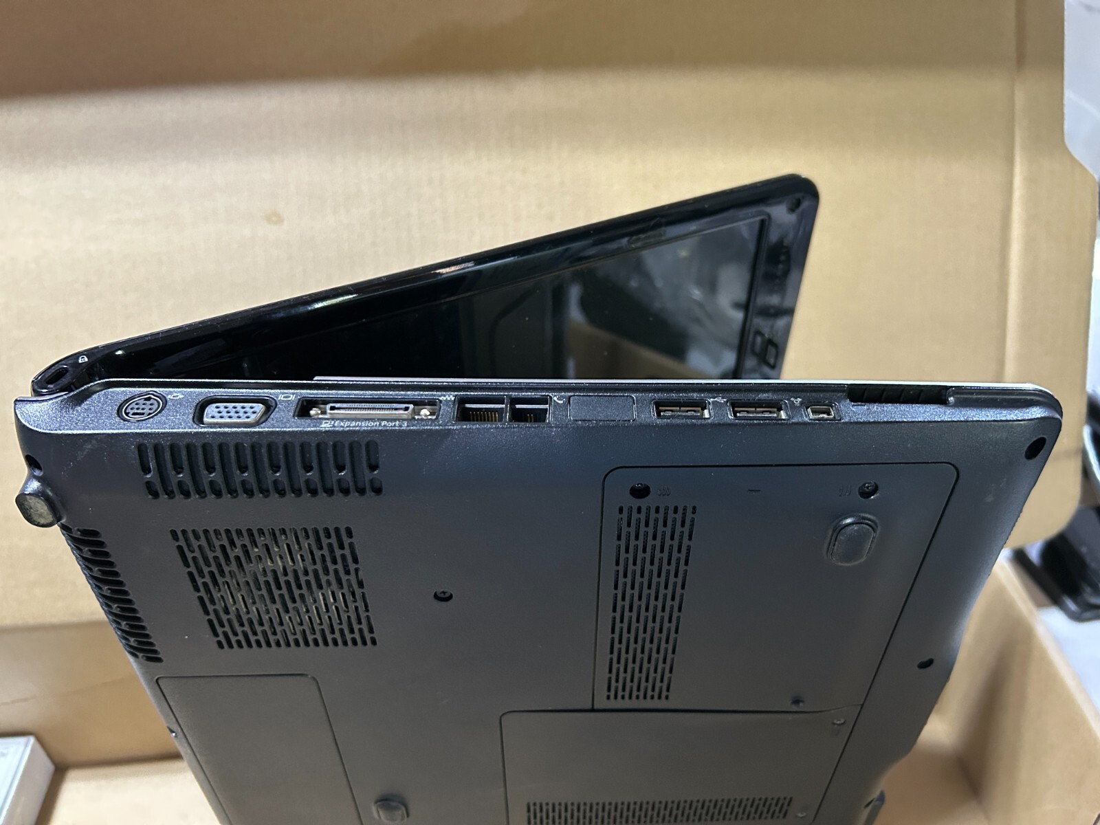 Used – Parts – HP Pavilion dv9910us Laptop – AMD Turion X2 – No RAM – No Drive