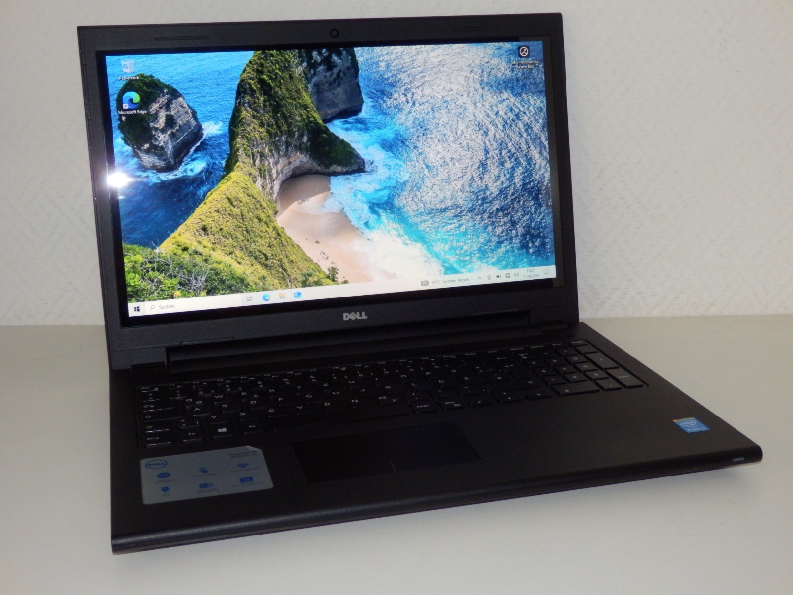 Dell Inspiron 15 3542 – Intel i3-4030U, 4GB Ram 128GB SSD, 15.6″ Touch Screen