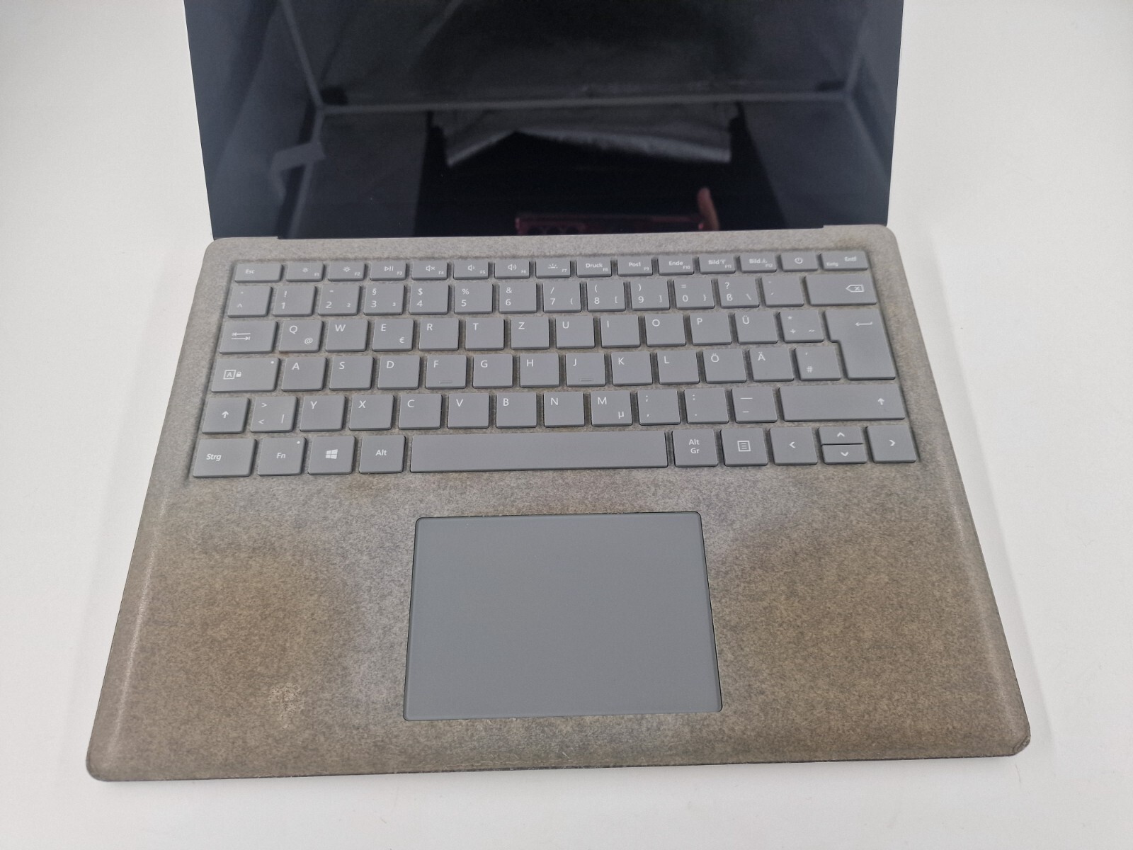 Microsoft MS Surface 2 1769 13.5 Intel i5 8GB 128GB No OS 020341484457