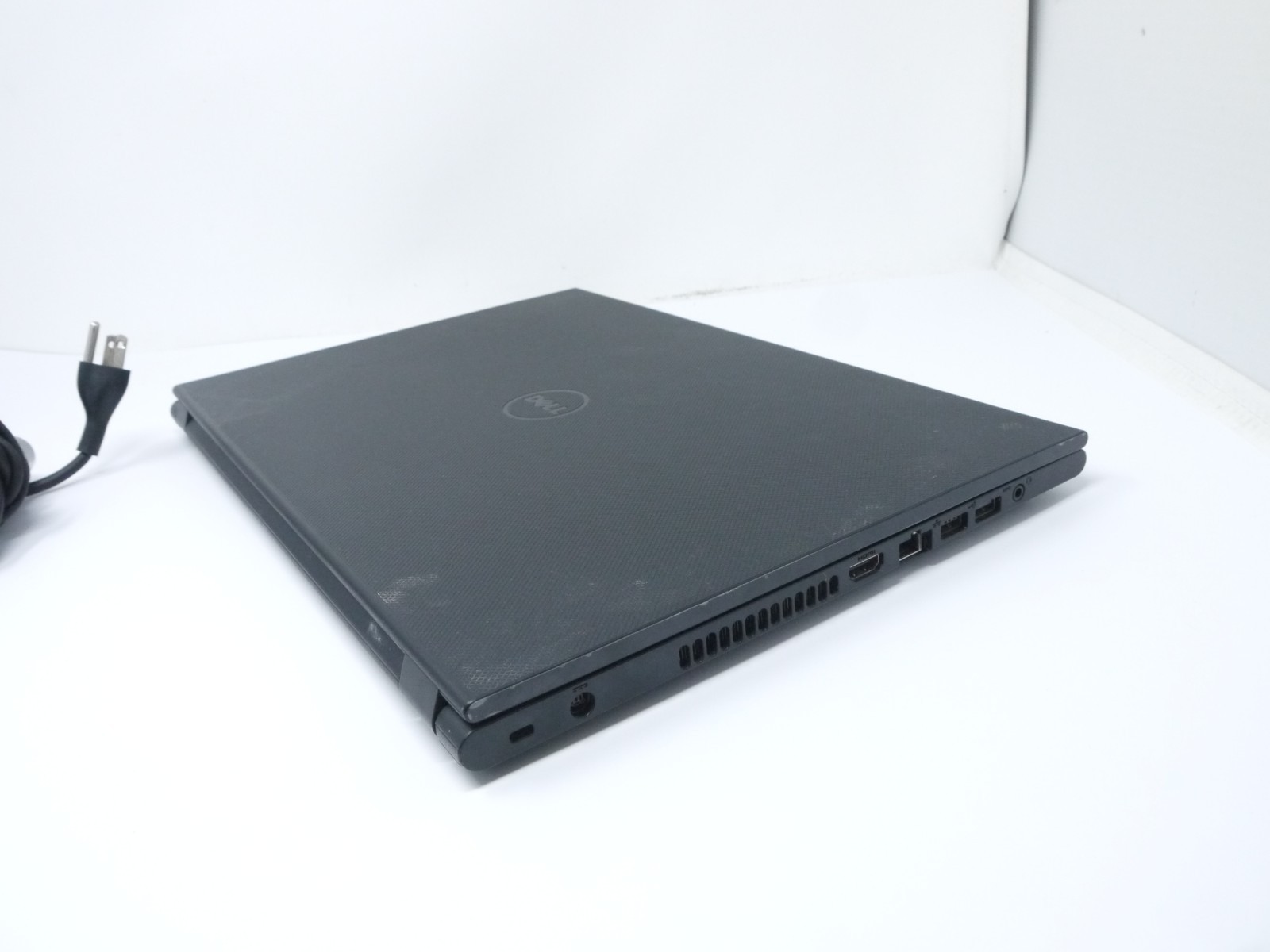 Dell Inspiron 3541 15.6″ Laptop – AMD A6-6310 / 4GB / 500GB HDD – New Battery