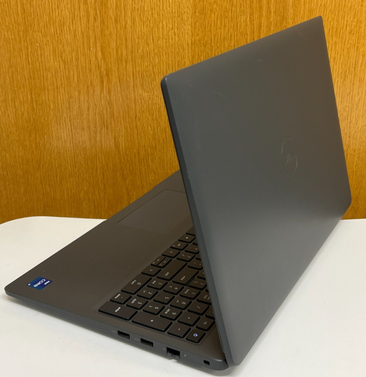Dell Latitude 3540 15.6” (i7-1355U, 16GB RAM, 256GB SSD ) Windows 11