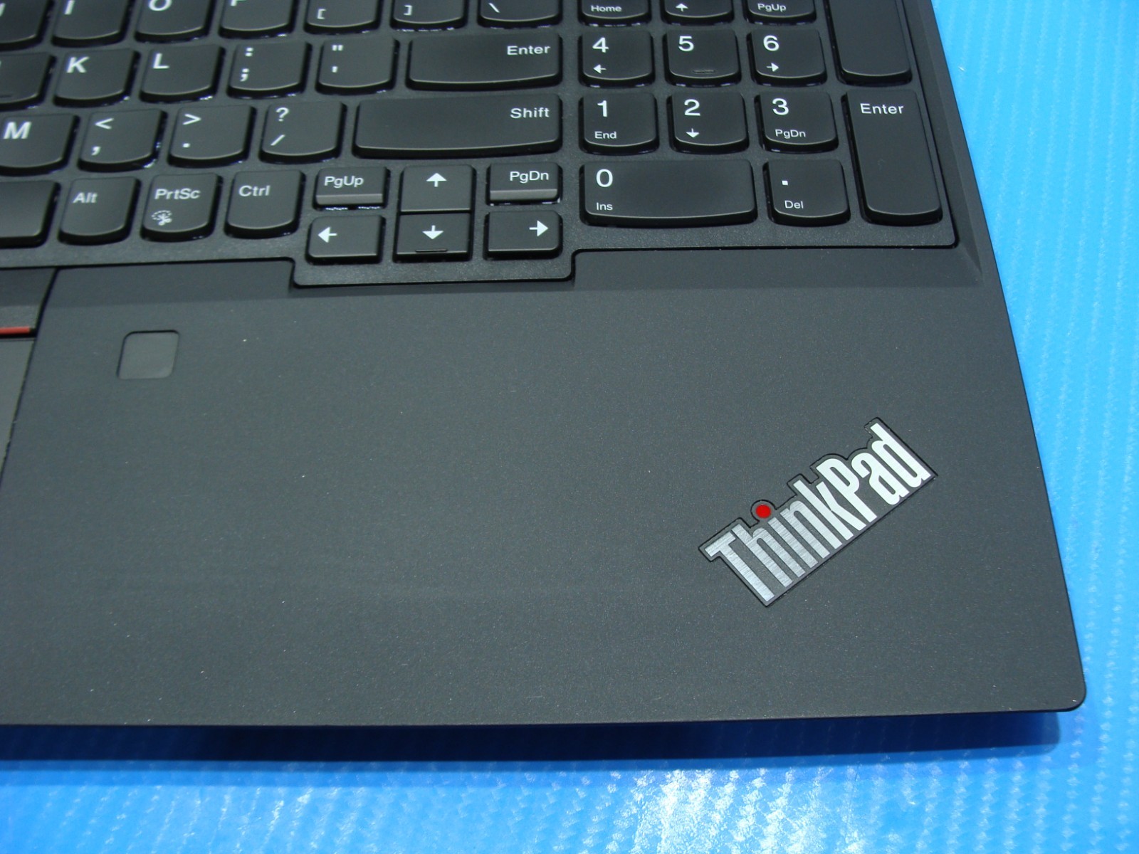 Lenovo ThinkPad P15s Gen2i 15.6″FHD i7-1165G7 2.8GHz 16GB 512GB T500 100ttery
