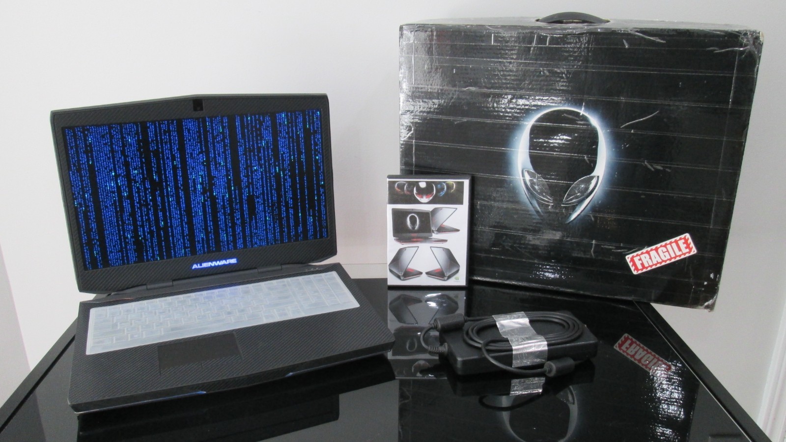 Alienware 17 R3 i7-4930MX CPU/GTX 1070 GPU/32GB RAM/1TB SSD+Adapter & Box WORKS!