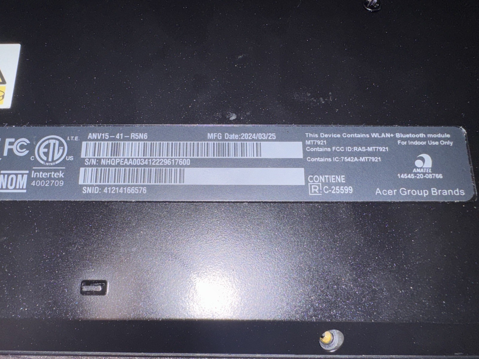 Acer Nitro V RTX 4050, Ryzen 5 3.3Ghz 16GB DDR5, 128gb Ssd RUNS GREAT! READ DESC